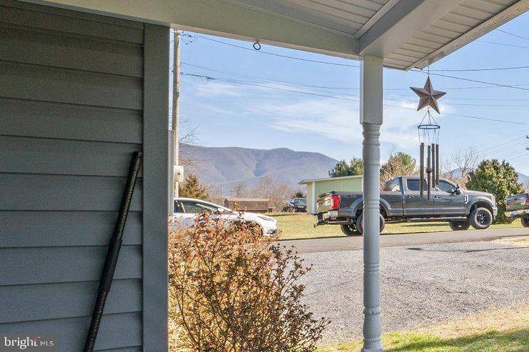 Luray, VA 22835,406 SIXTH ST