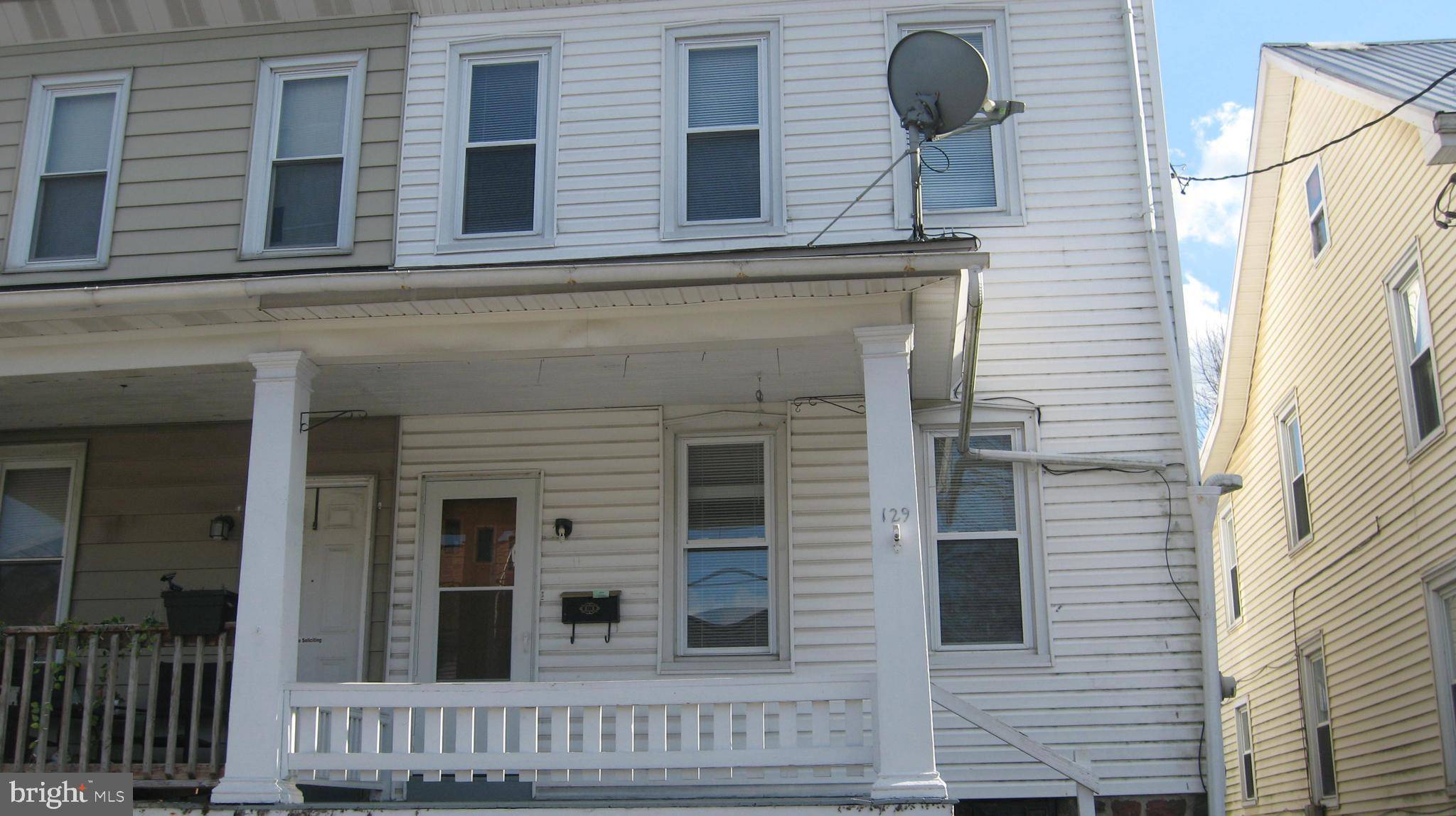 Ephrata, PA 17522,129 GRANT ST