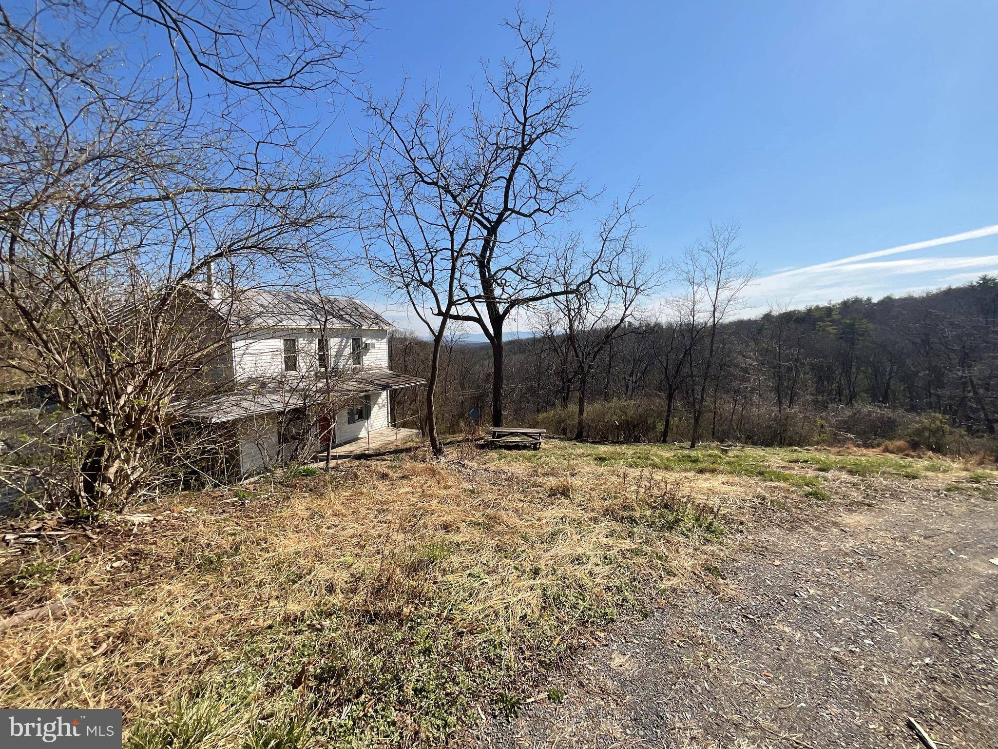 Mount Jackson, VA 22842,887 HEPNER RD