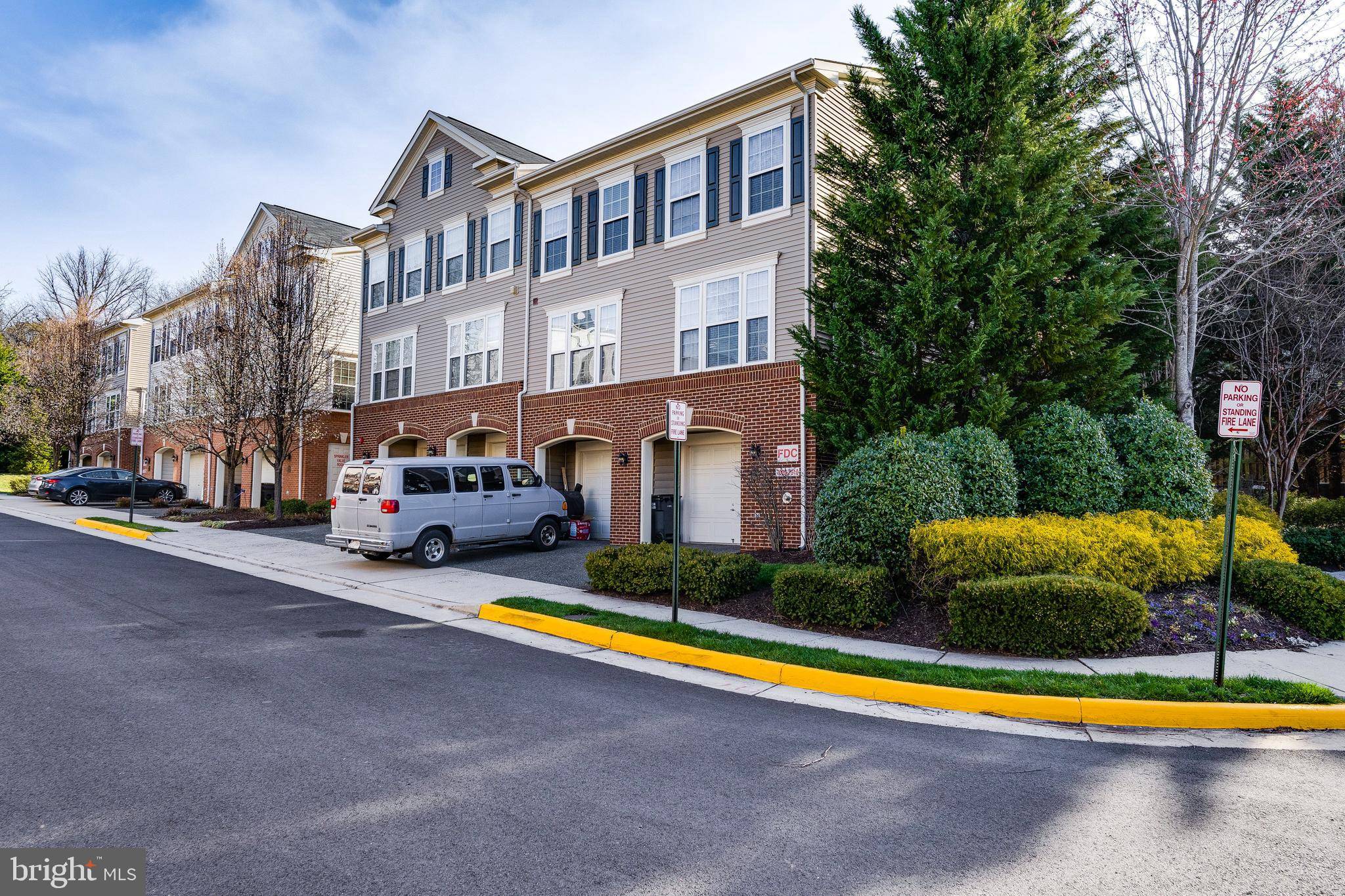 Alexandria, VA 22306,7000 HUNTLEY RUN PL #148