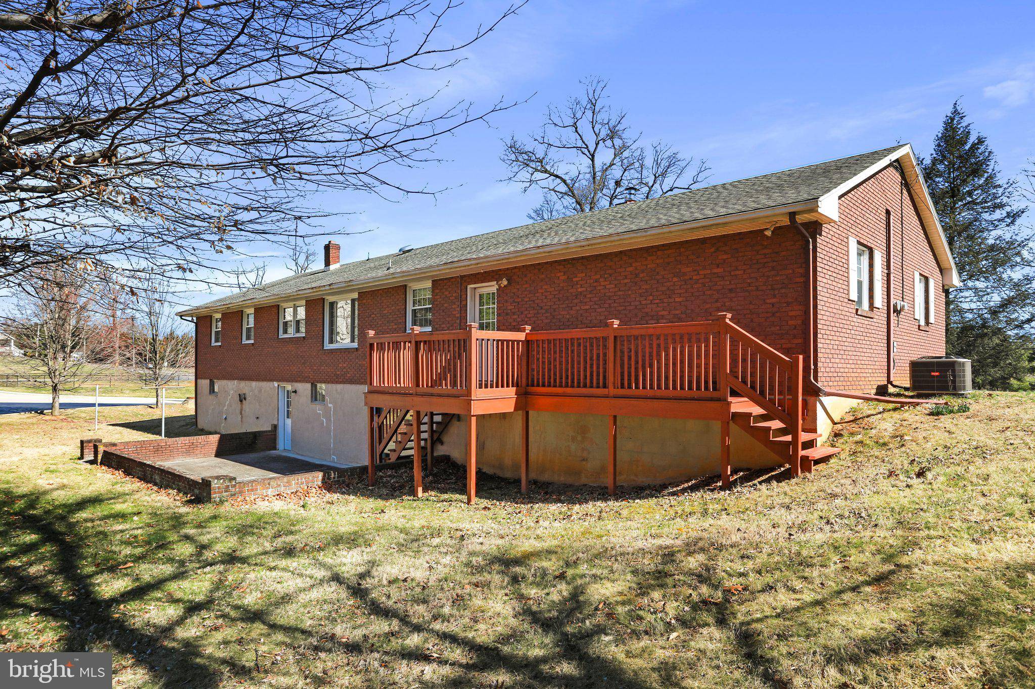 Hedgesville, WV 25427,4195 HEDGESVILLE RD