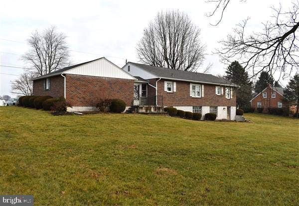 Ronks, PA 17572,2476 LEAMAN RD