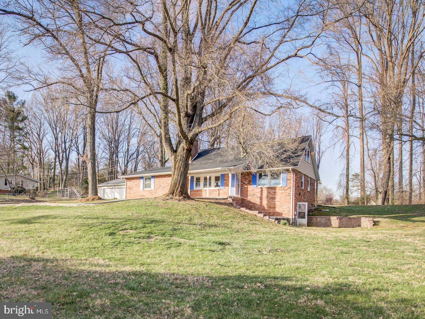 Catlett, VA 20119,5340 DUMFRIES RD