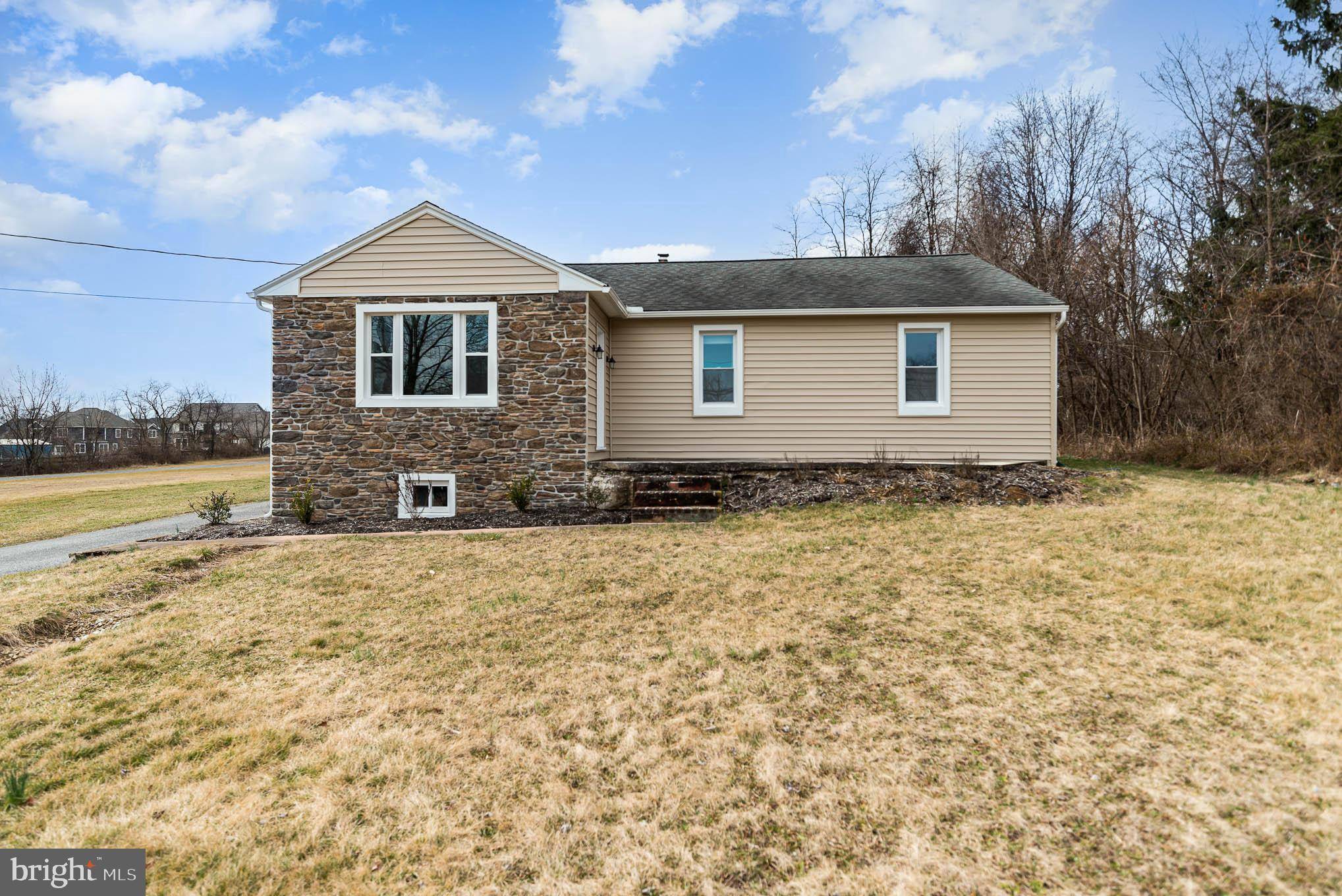 Mechanicsburg, PA 17050,2245 LAMBS GAP RD