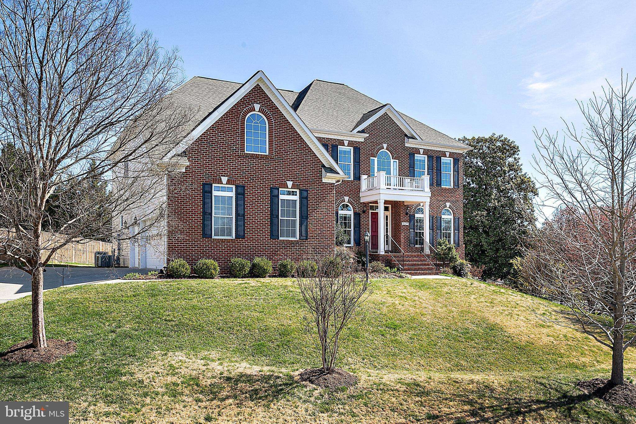 Mclean, VA 22101,1629 WOODMOOR LN