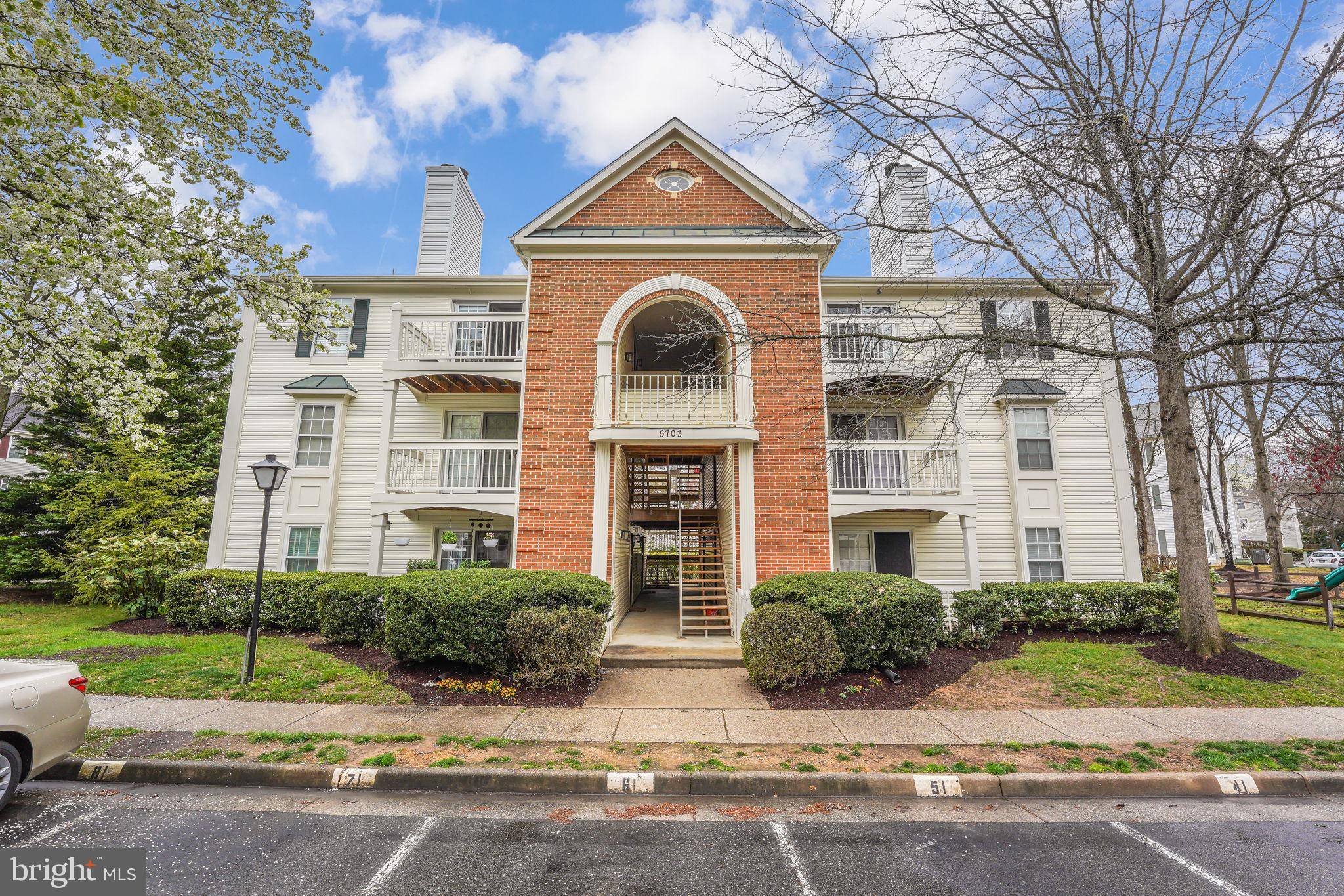 Alexandria, VA 22309,5703 SHADWELL CT #21