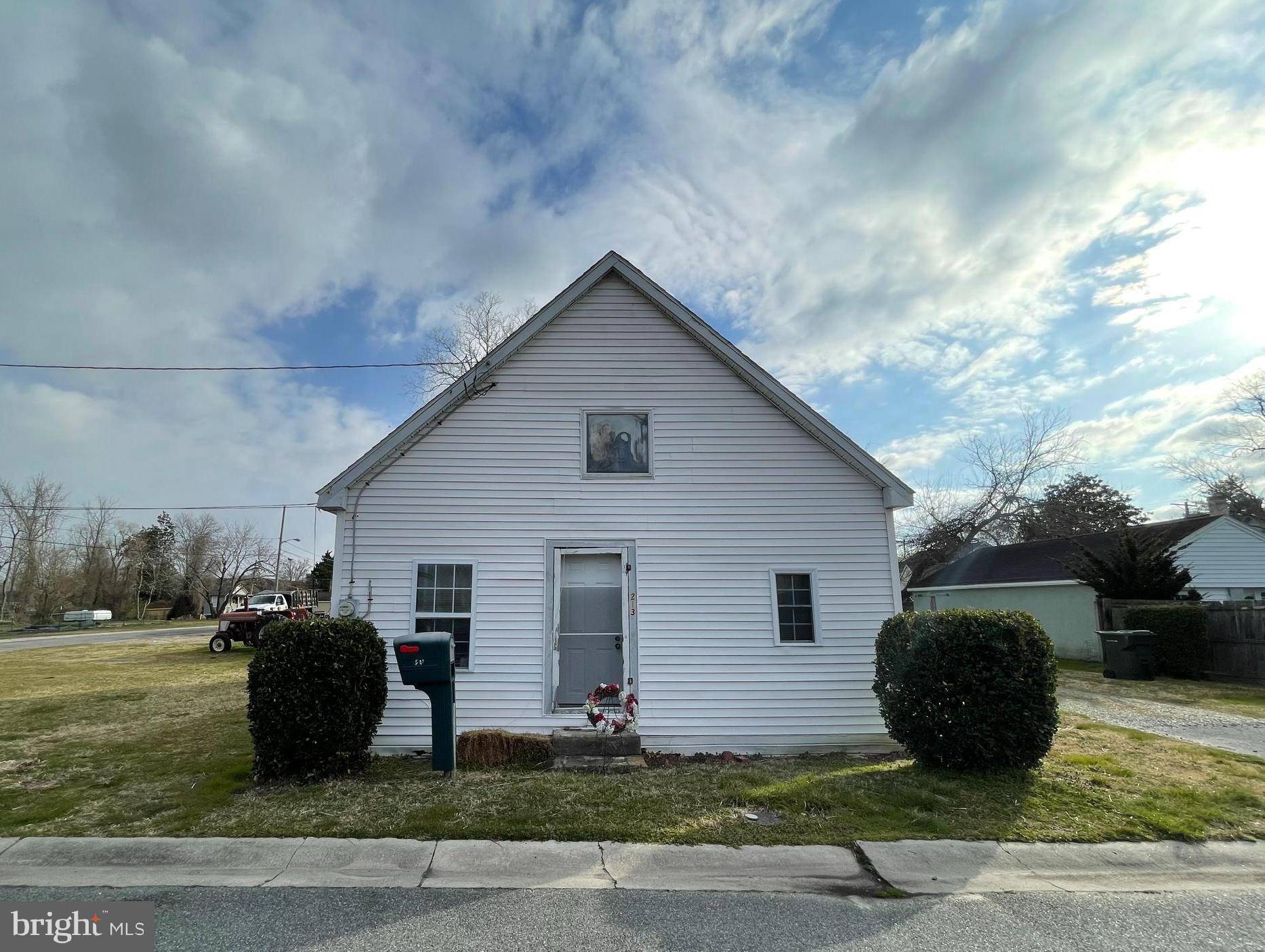 Snow Hill, MD 21863,213 PETTIT ST