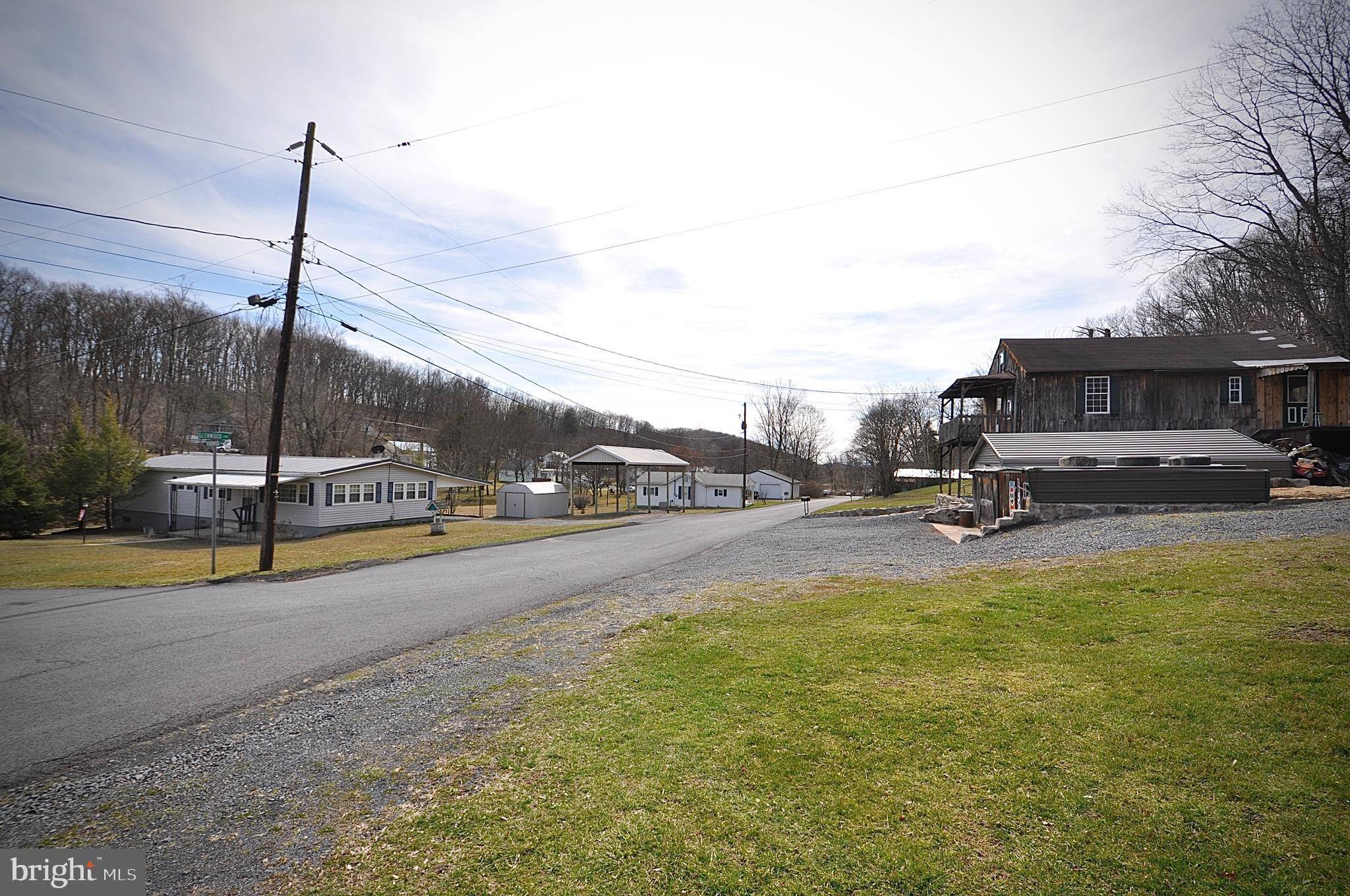 Lewistown, PA 17044,1429 GLENWOOD AVENUE