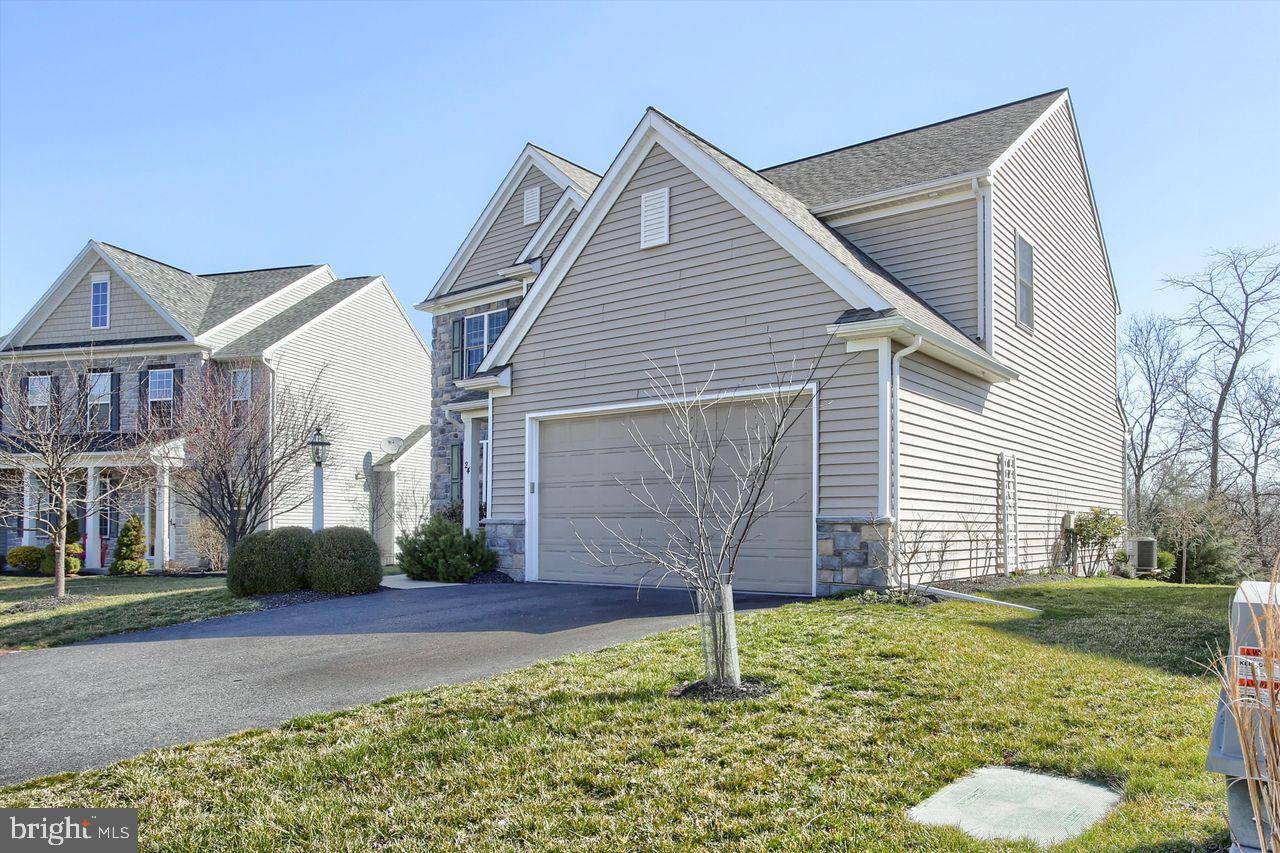 Mechanicsburg, PA 17050,24 BOBOLINK CT