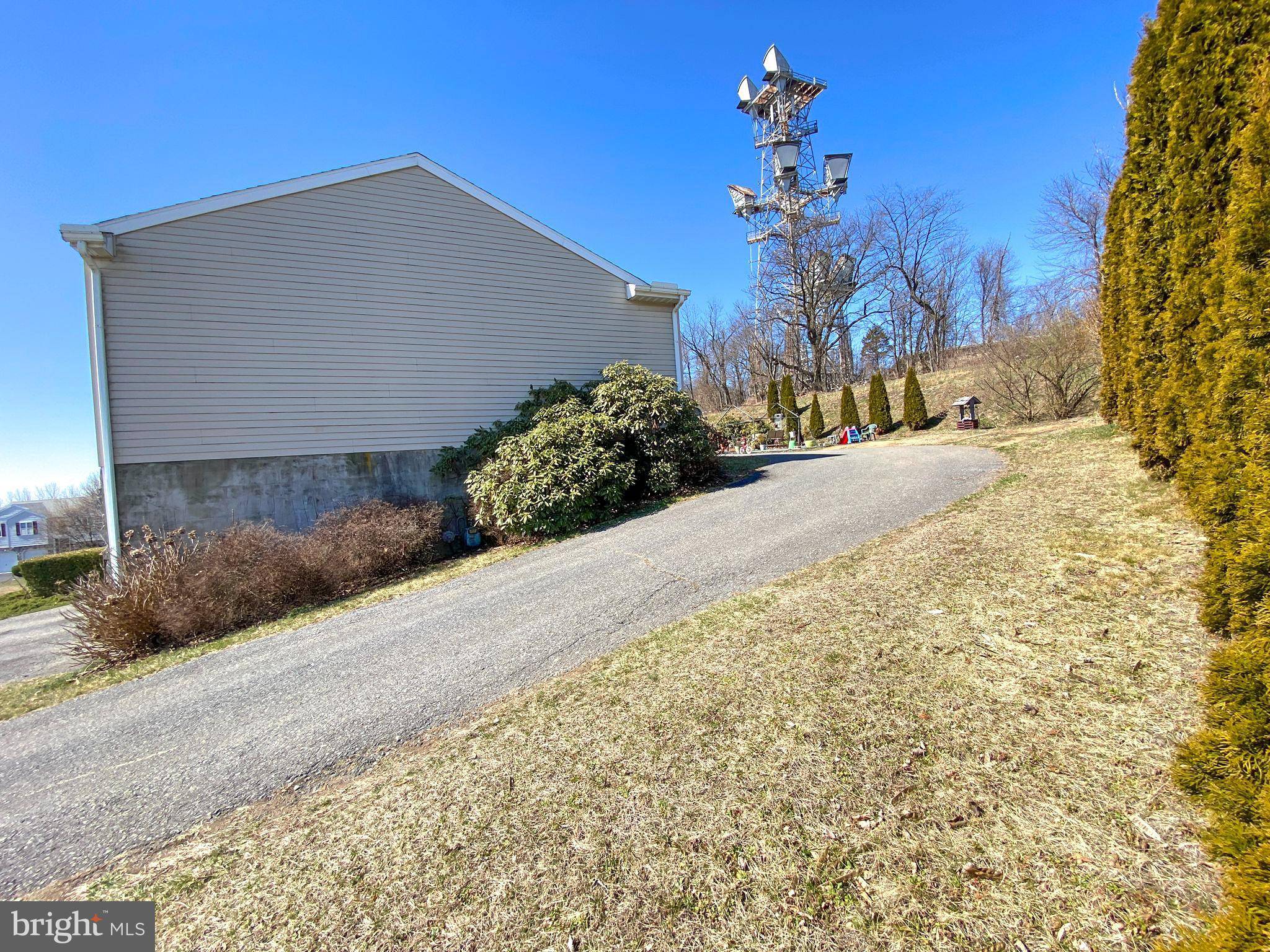 Mohrsville, PA 19541,76 JILL CT