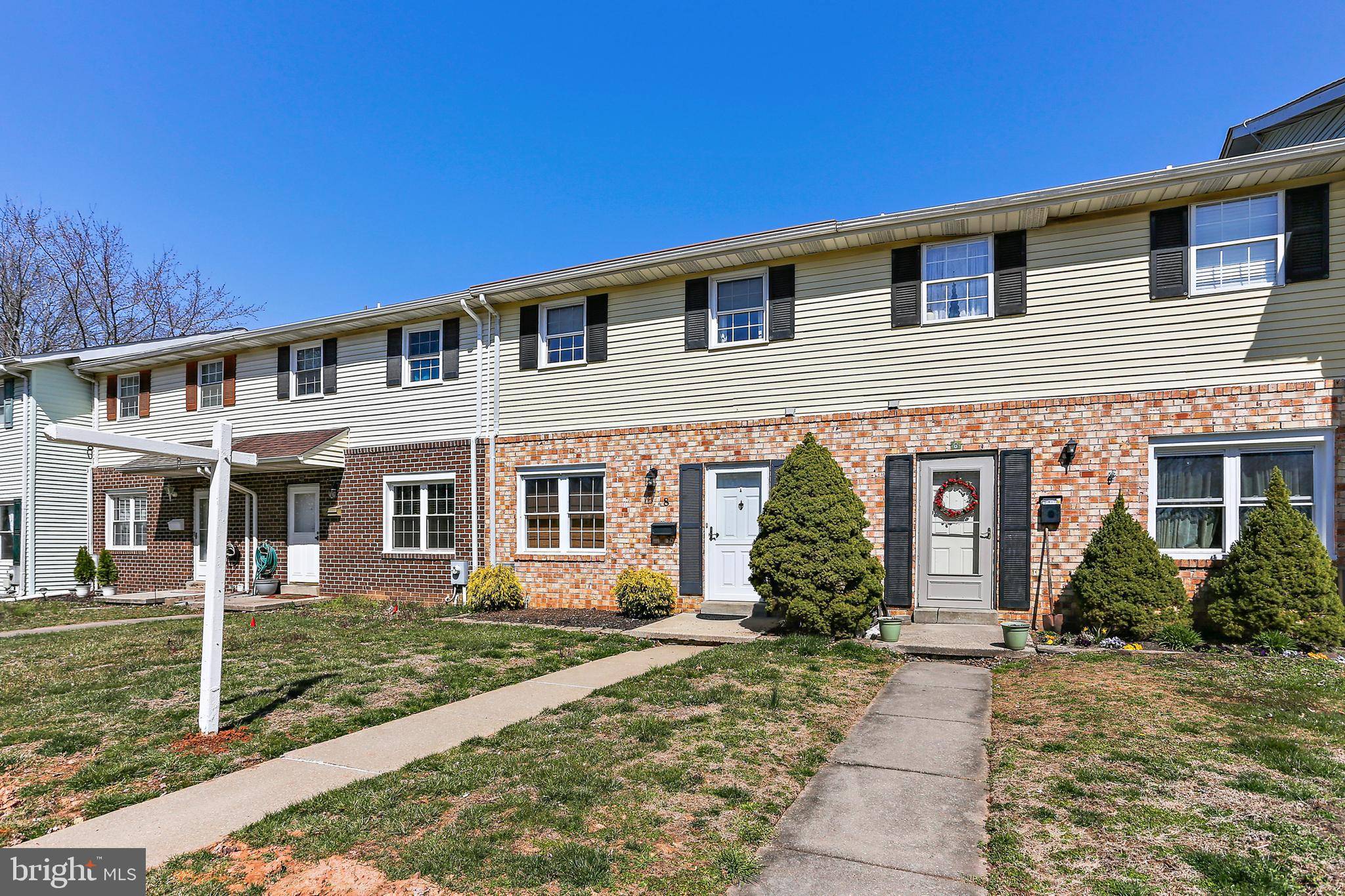 Rosedale, MD 21237,8 SHADOWBROOK CT