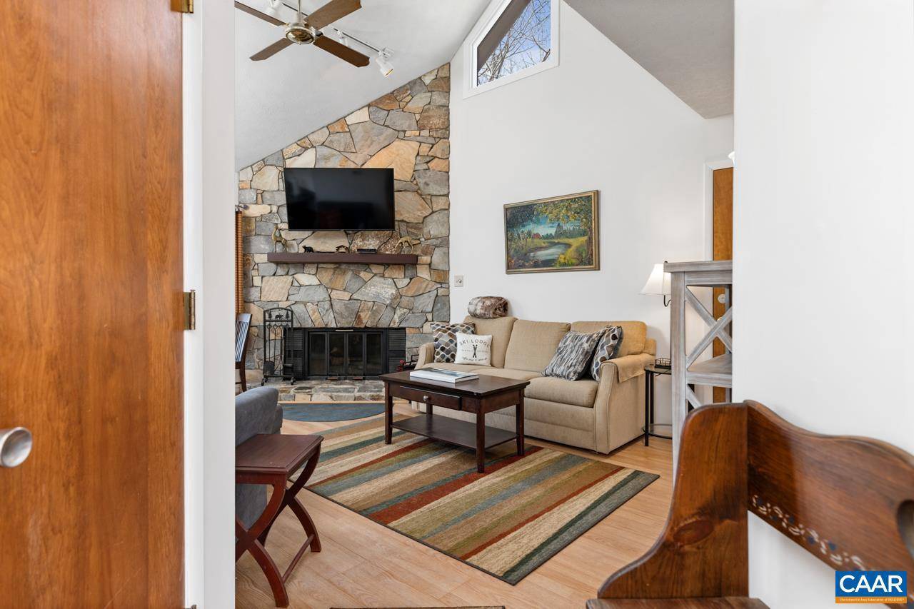 Wintergreen Resort, VA 22967,765 LAURELWOOD CONDOS