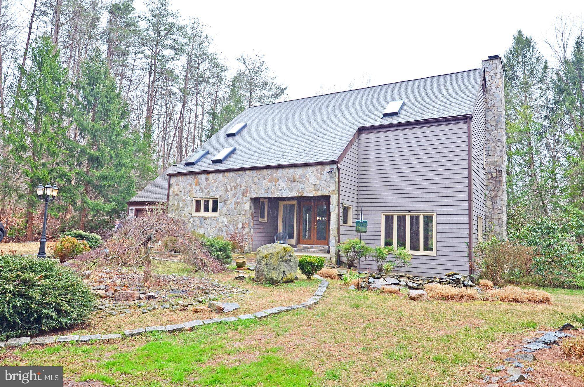 Clifton, VA 20124,12189 HENDERSON RD