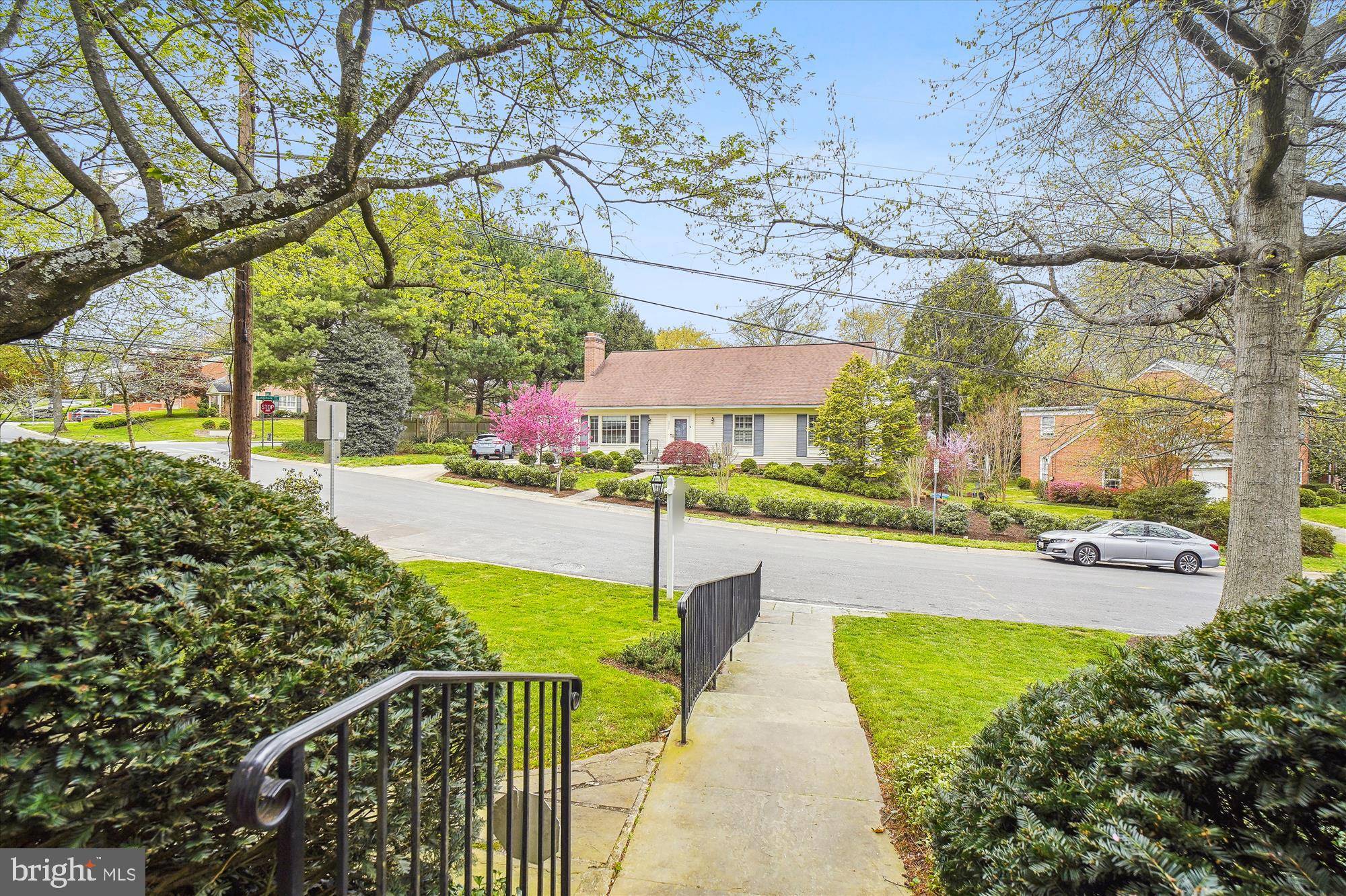 Bethesda, MD 20816,6014 COREWOOD LN