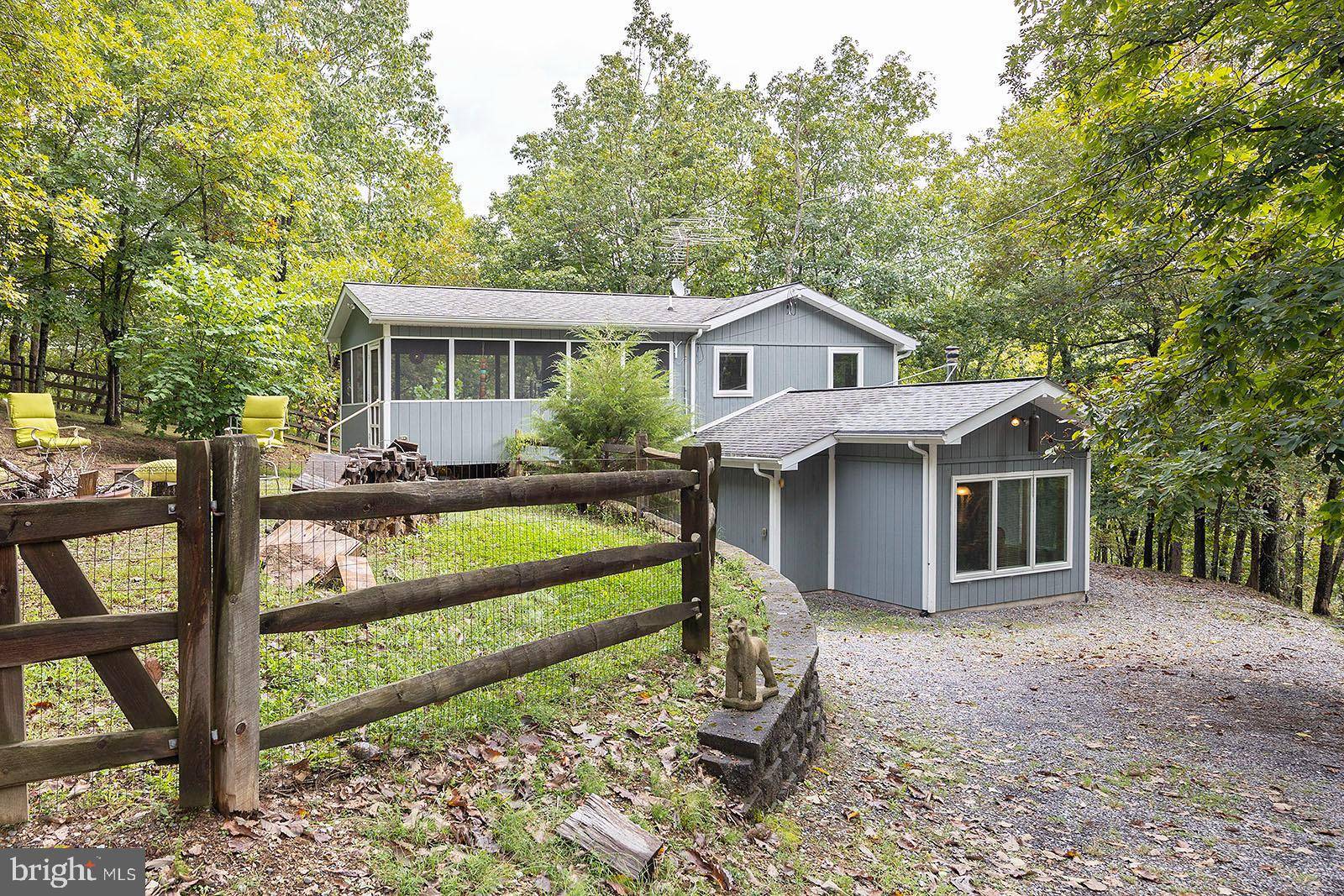 Paw Paw, WV 25434,307 WALNUT GROVE CT