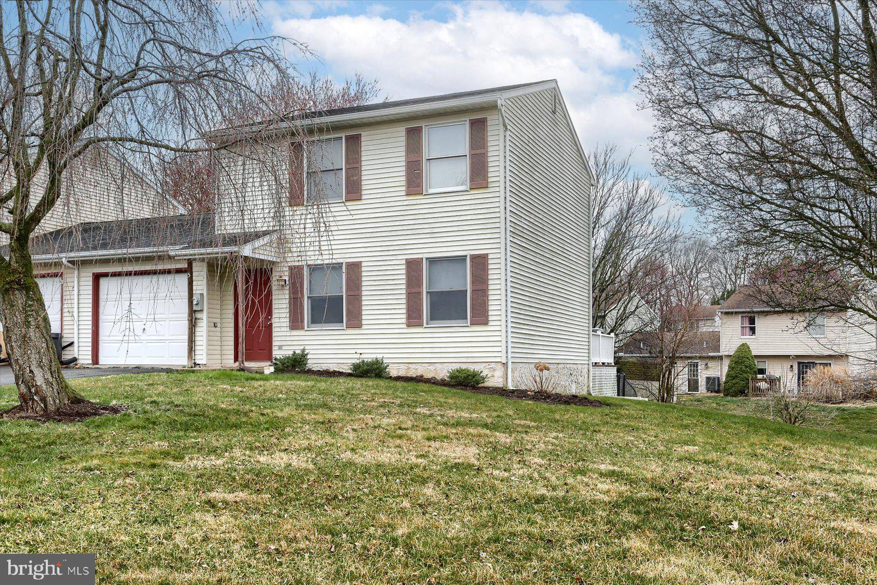 Millersville, PA 17551,5 RUSSET LN