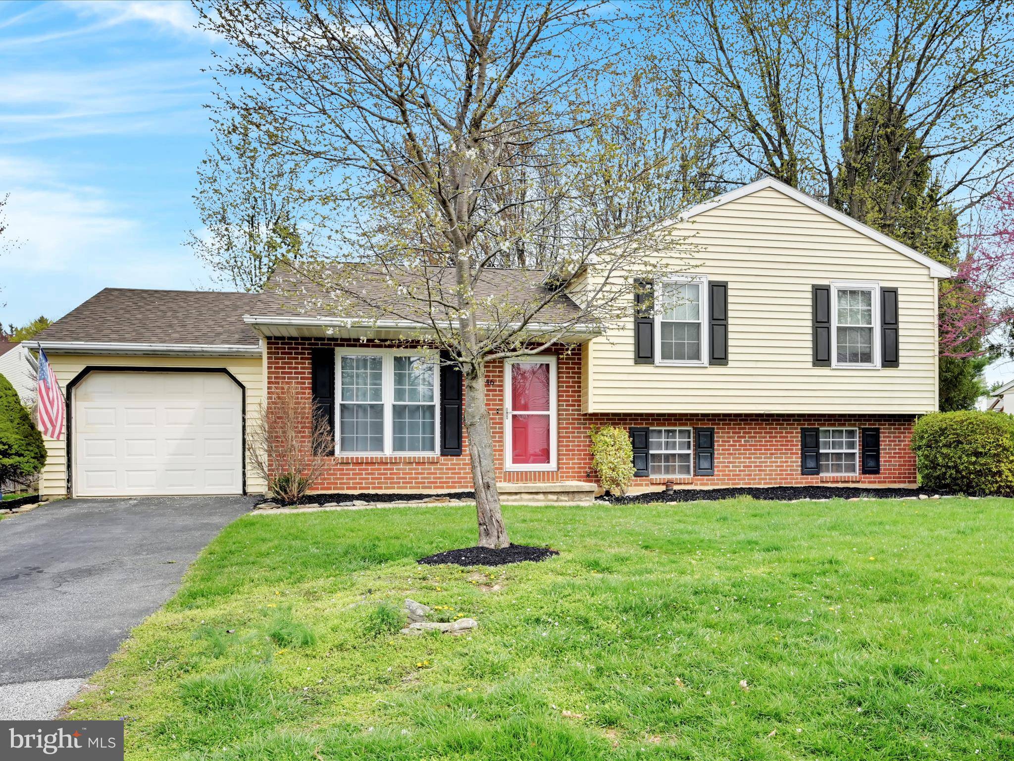 Dallastown, PA 17313,746 SAINT JOHNS PL