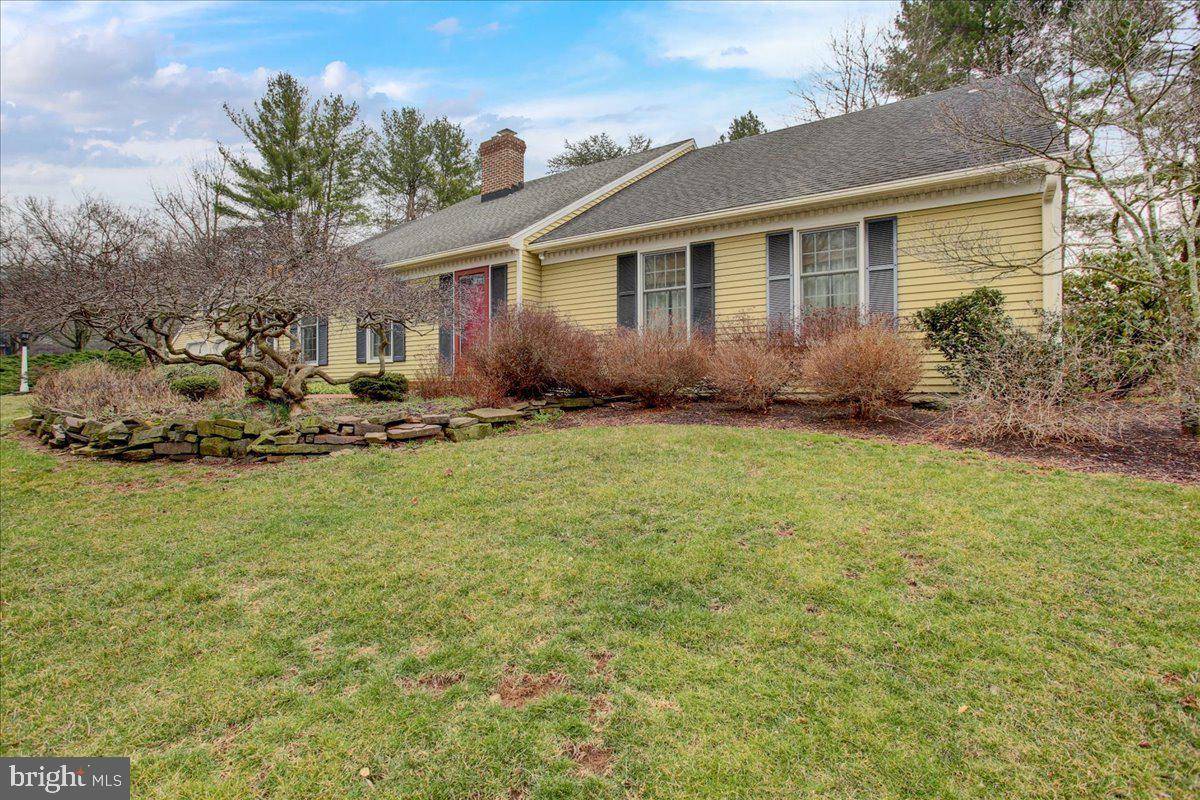 Wyomissing, PA 19610,10 PHOEBE DR