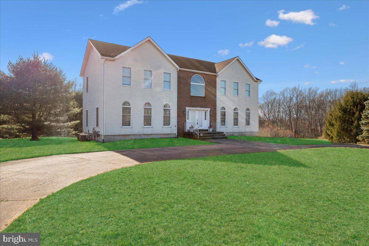 Millstone Township, NJ 08535,17 REID LN