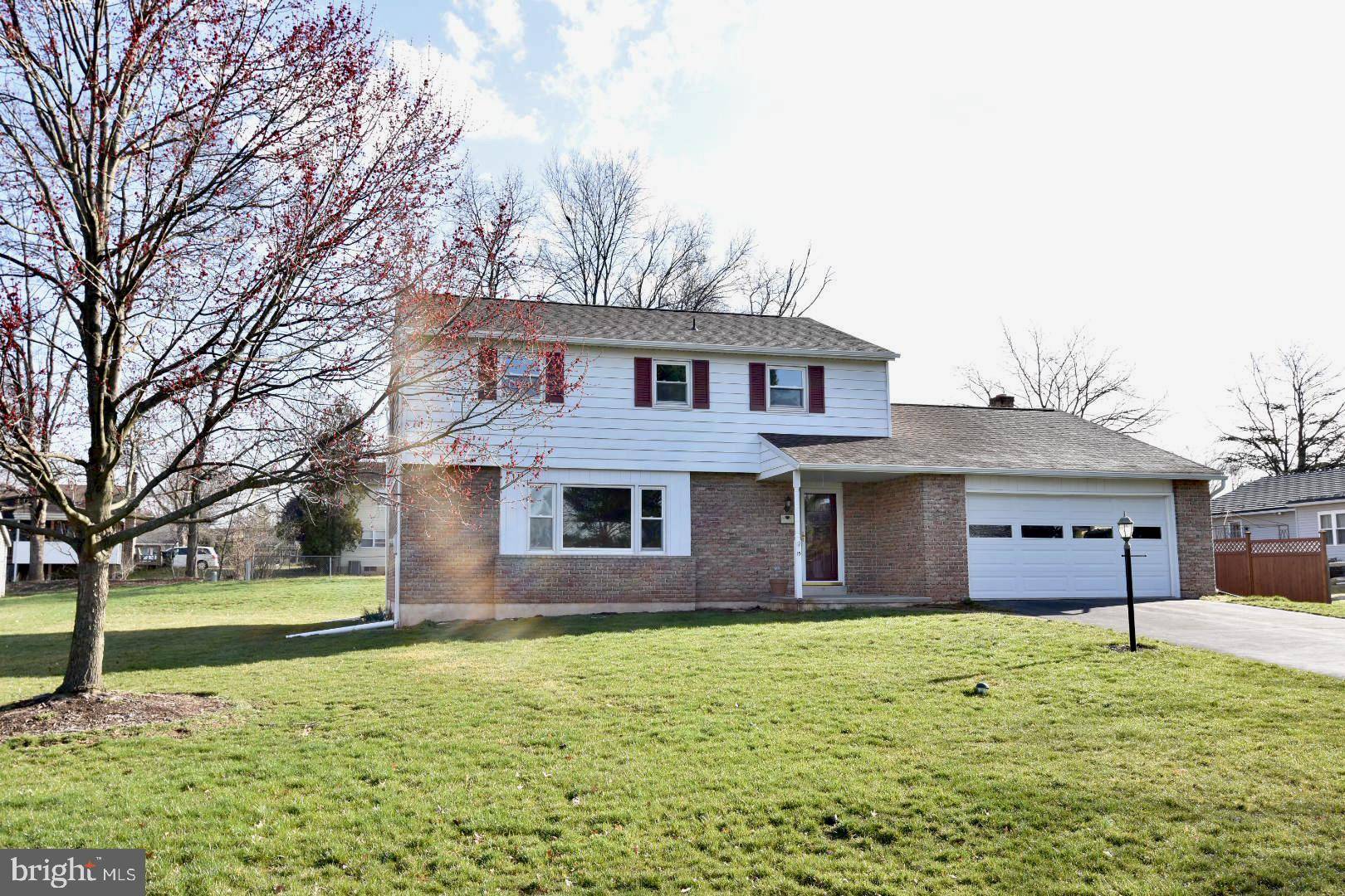 Gilbertsville, PA 19525,15 ONYX LN