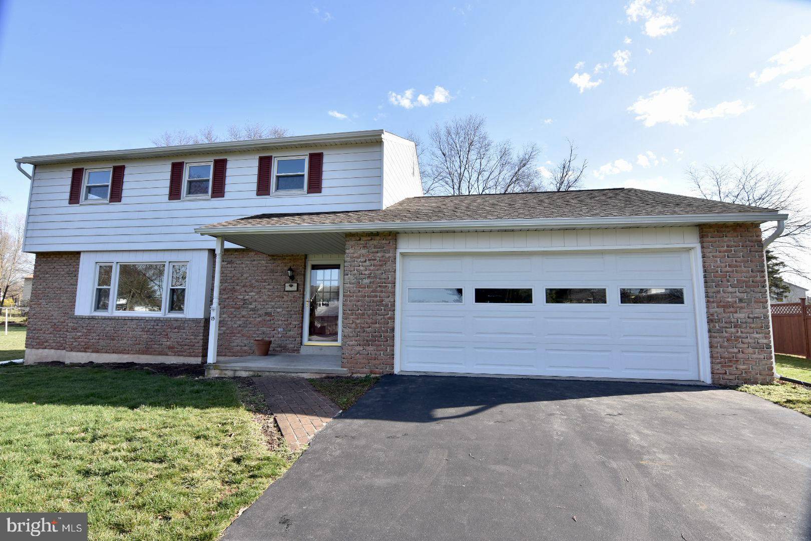 Gilbertsville, PA 19525,15 ONYX LN