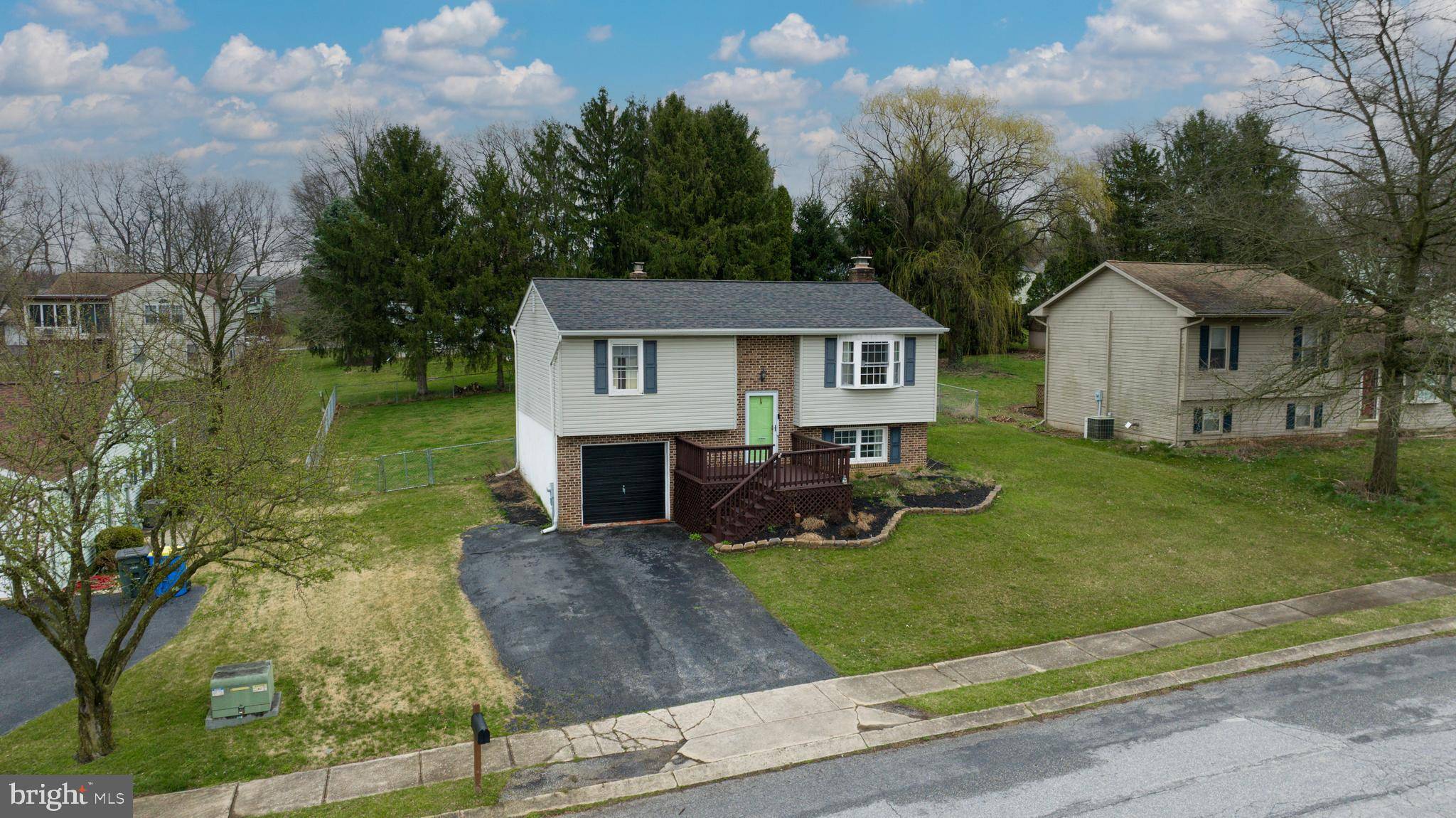 York, PA 17402,3345 TAUNTON DR