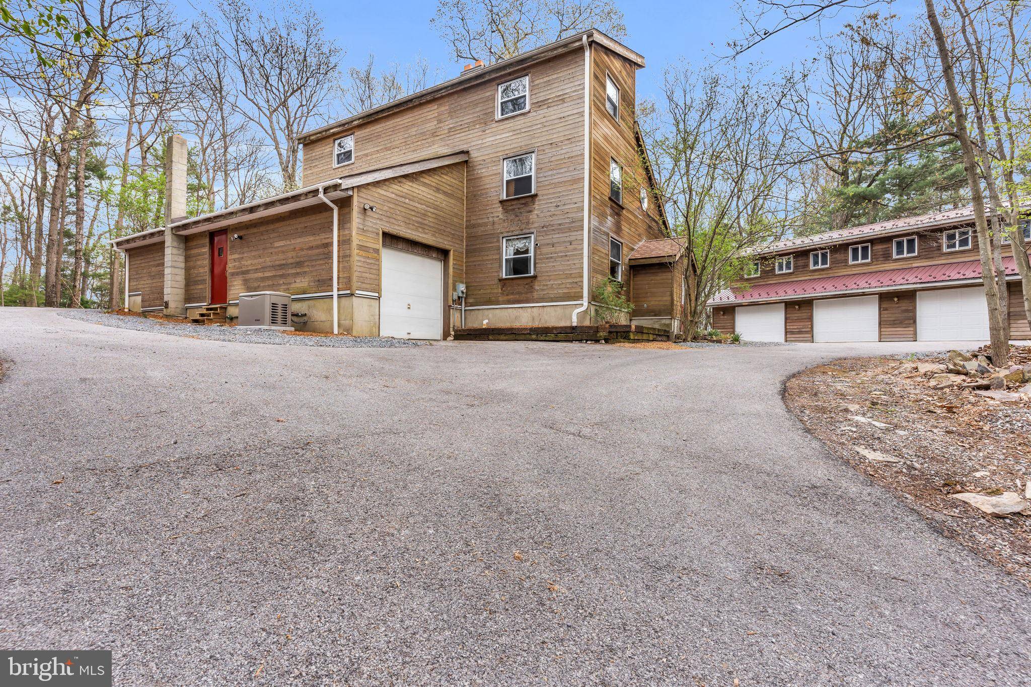 Orrtanna, PA 17353,945 NEW RD