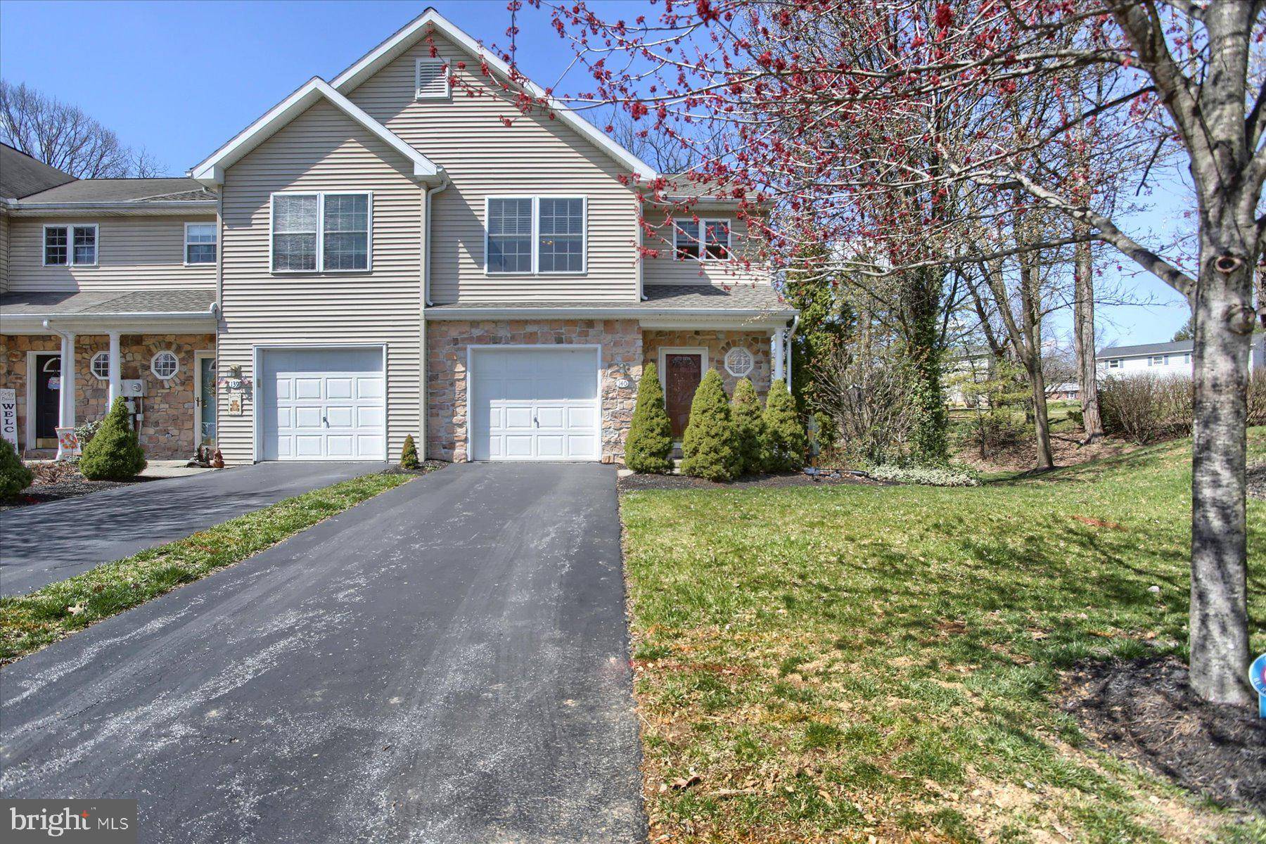 Annville, PA 17003,140 WOODSIDE CT