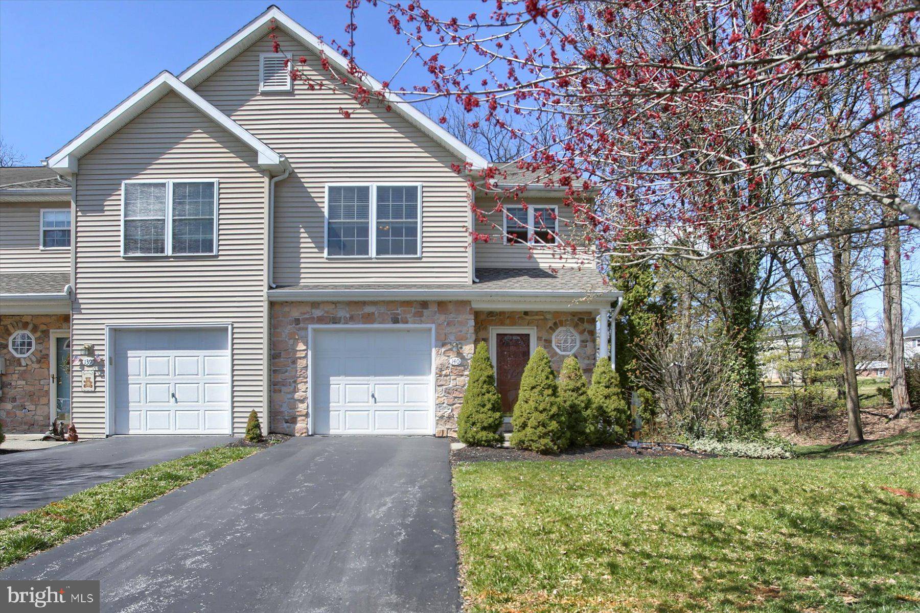 Annville, PA 17003,140 WOODSIDE CT