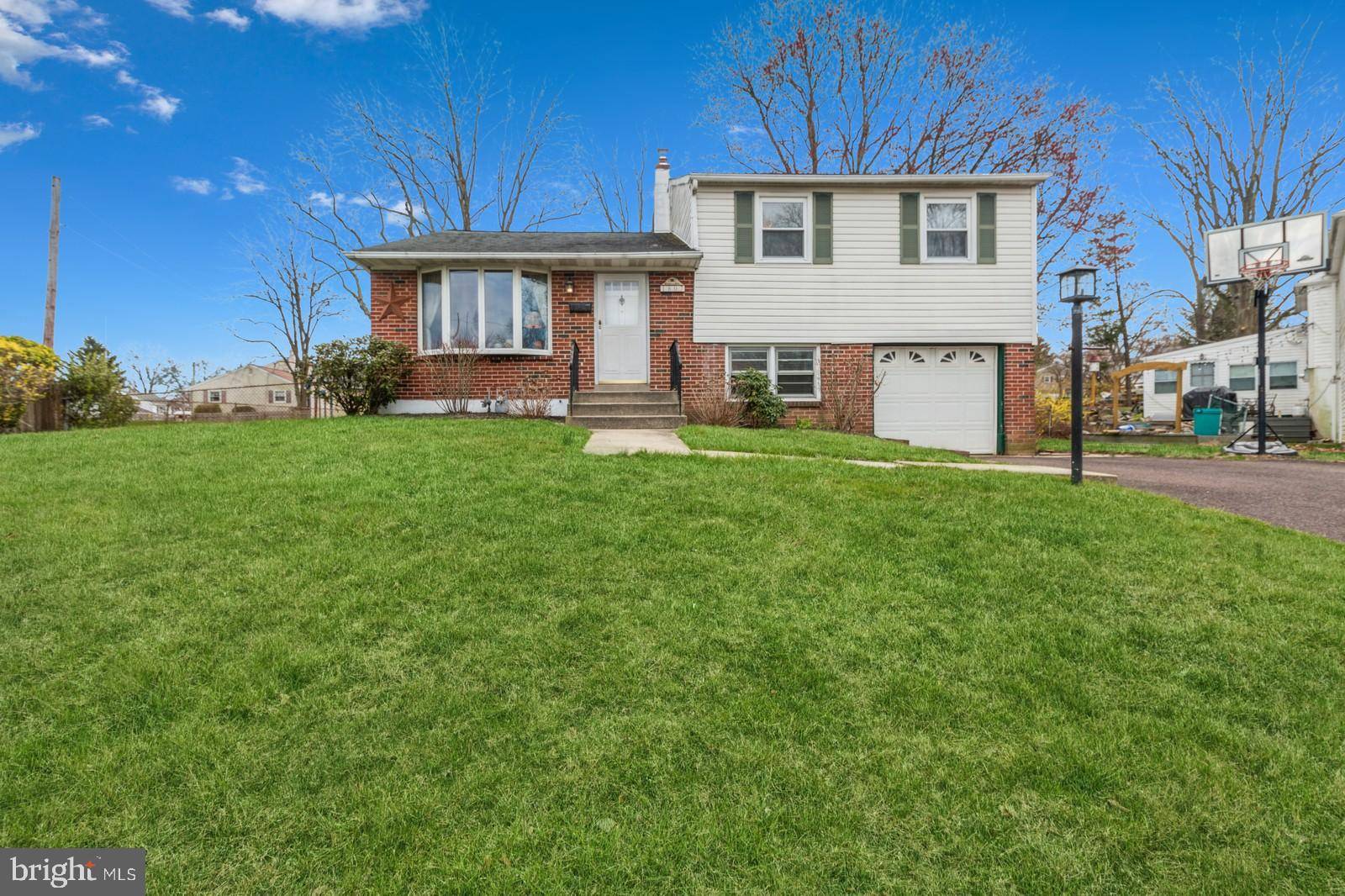 Willow Grove, PA 19090,1807 PATRICIA AVE