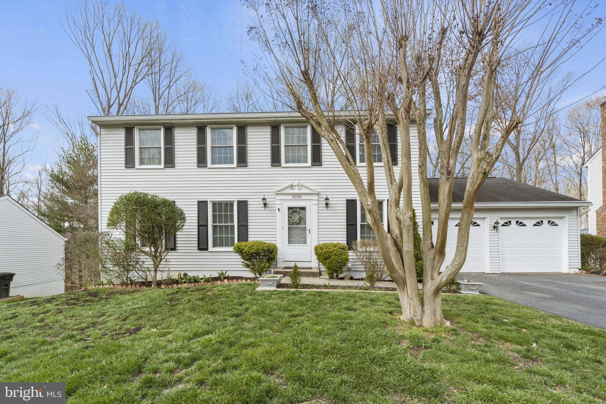 Springfield, VA 22153,8098 WINDING WAY CT