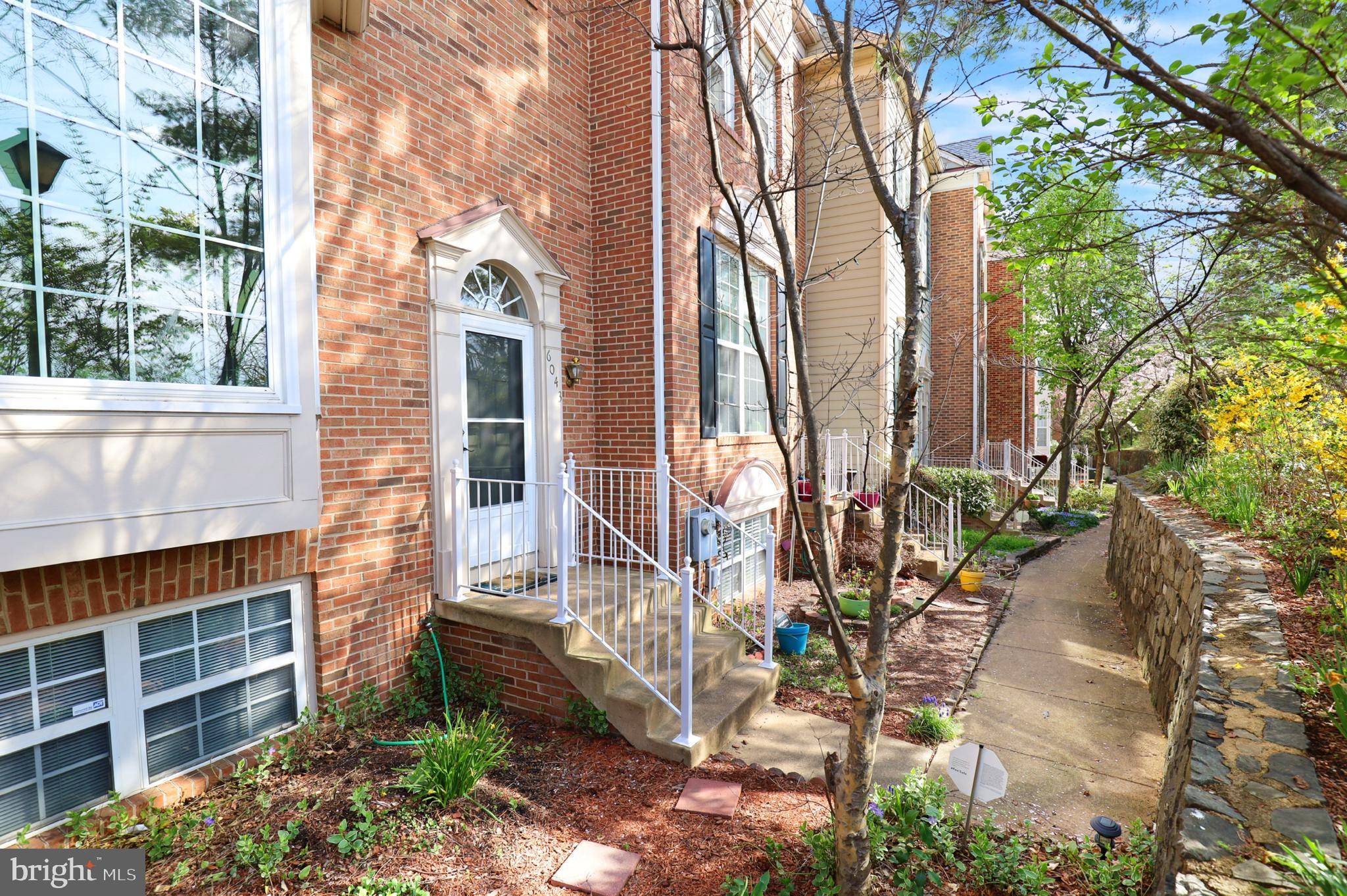 Alexandria, VA 22312,6043 RIDDLE WALK