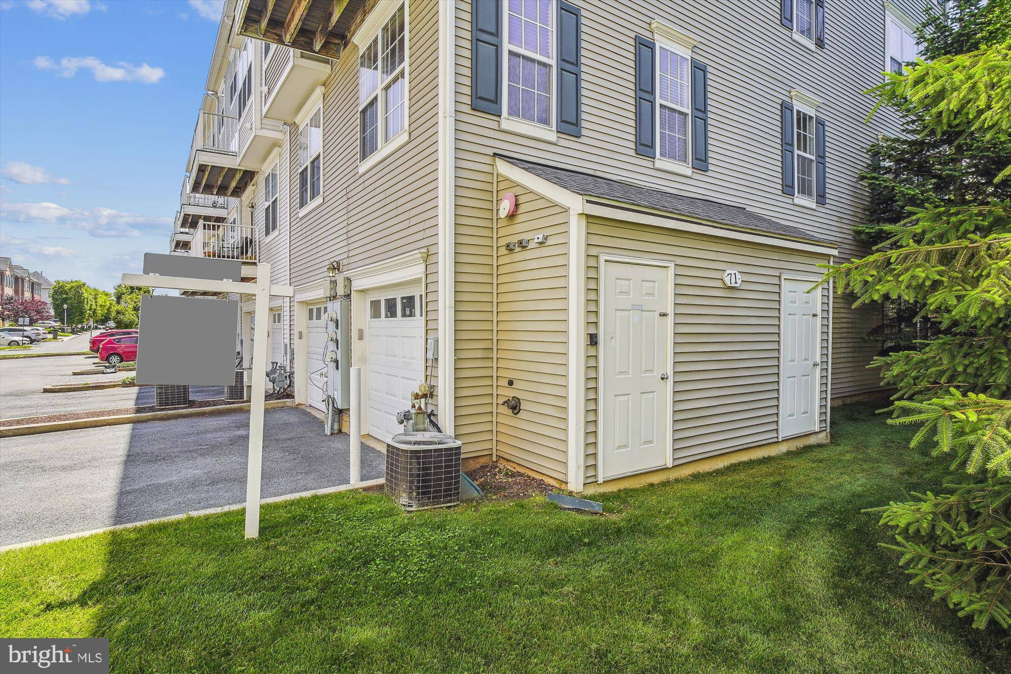 Gaithersburg, MD 20878,71 SWANTON MEWS #100