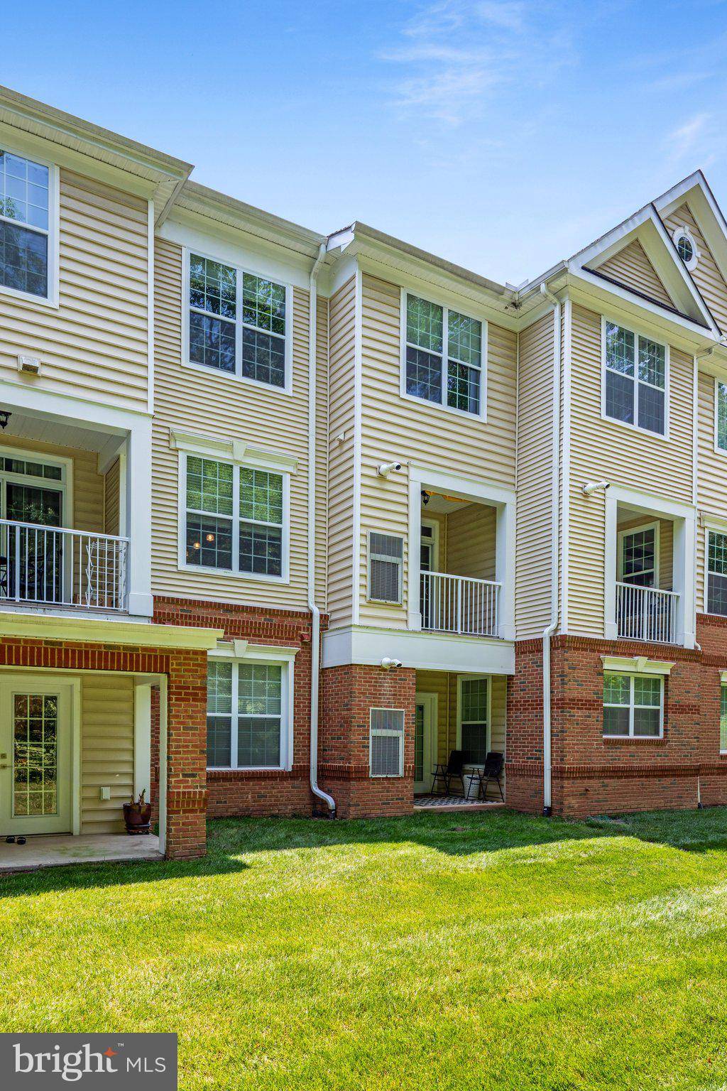 Ashburn, VA 20148,23225 MILLTOWN KNOLL SQ #103