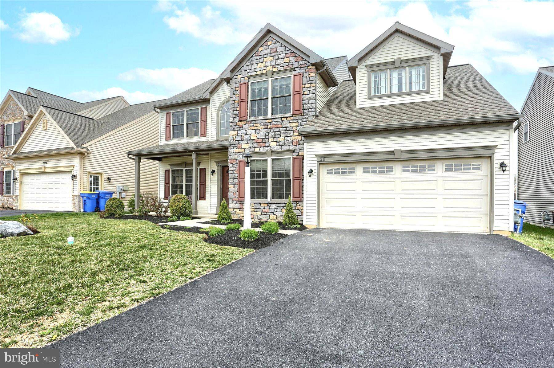 Mechanicsburg, PA 17050,28 HAMLET CIR