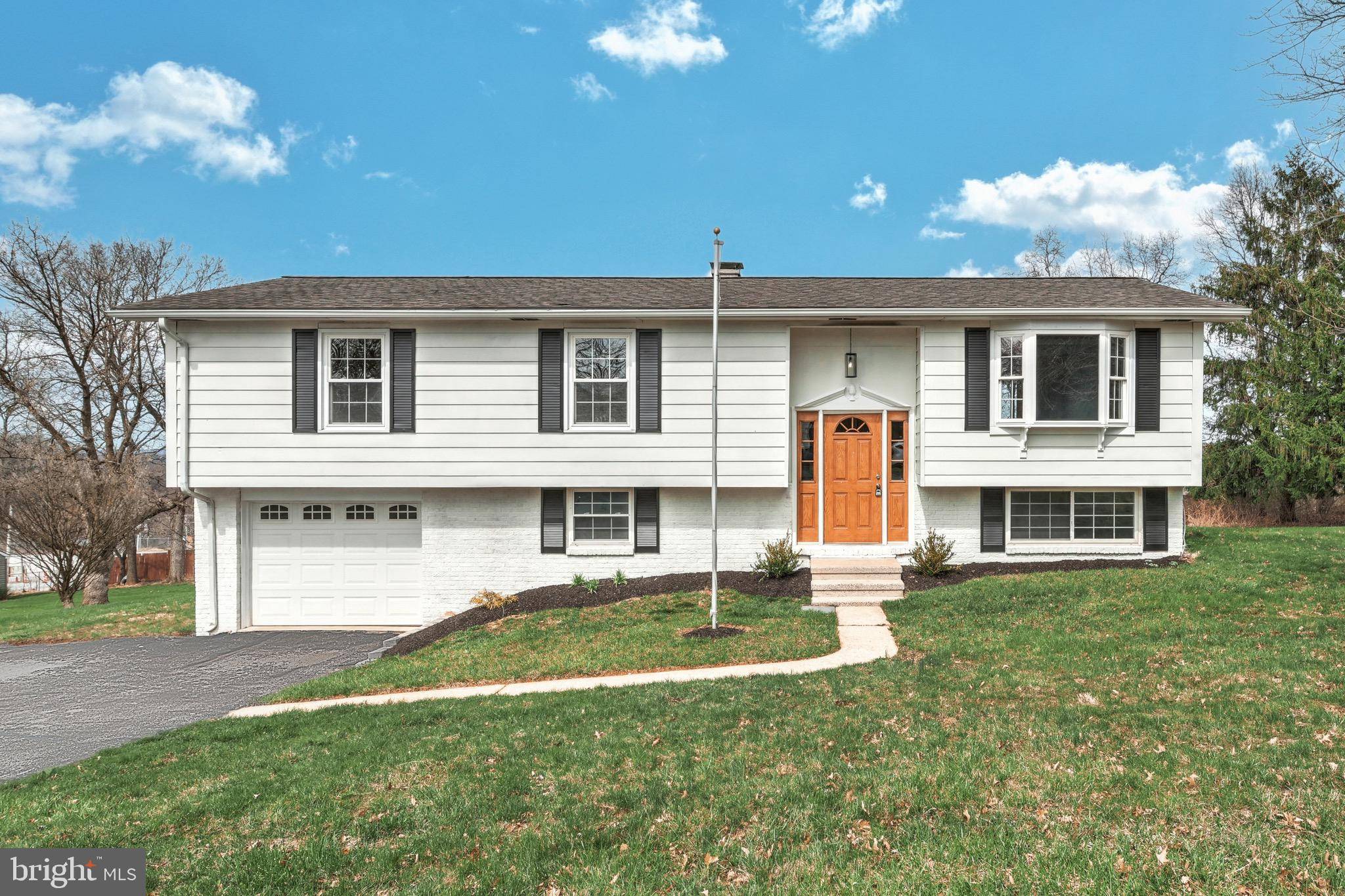 Dallastown, PA 17313,728 FRANLYN DR