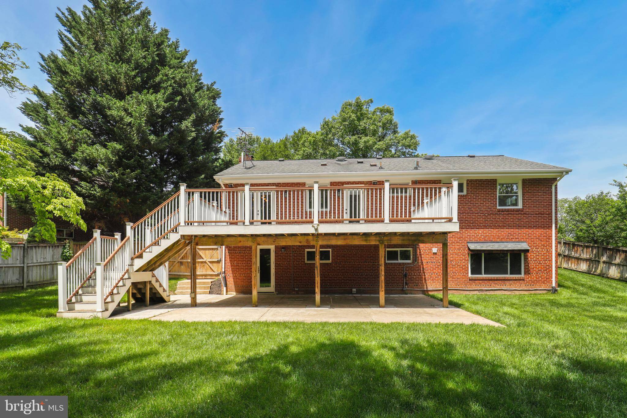 Mclean, VA 22101,7025 SANTA MARIA CT