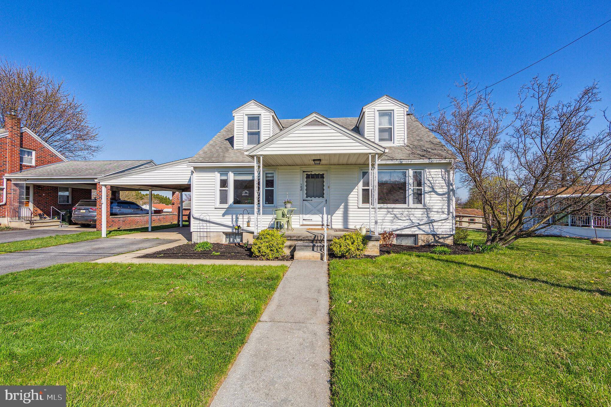 Blandon, PA 19510,108 BLANDON AVE