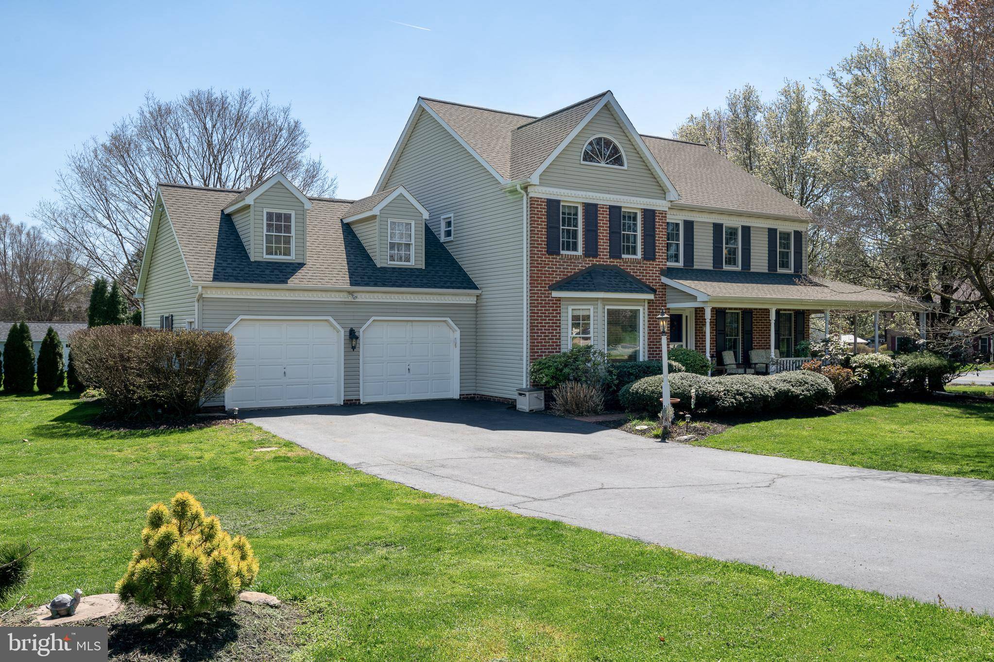 Lititz, PA 17543,103 MILTON CIR