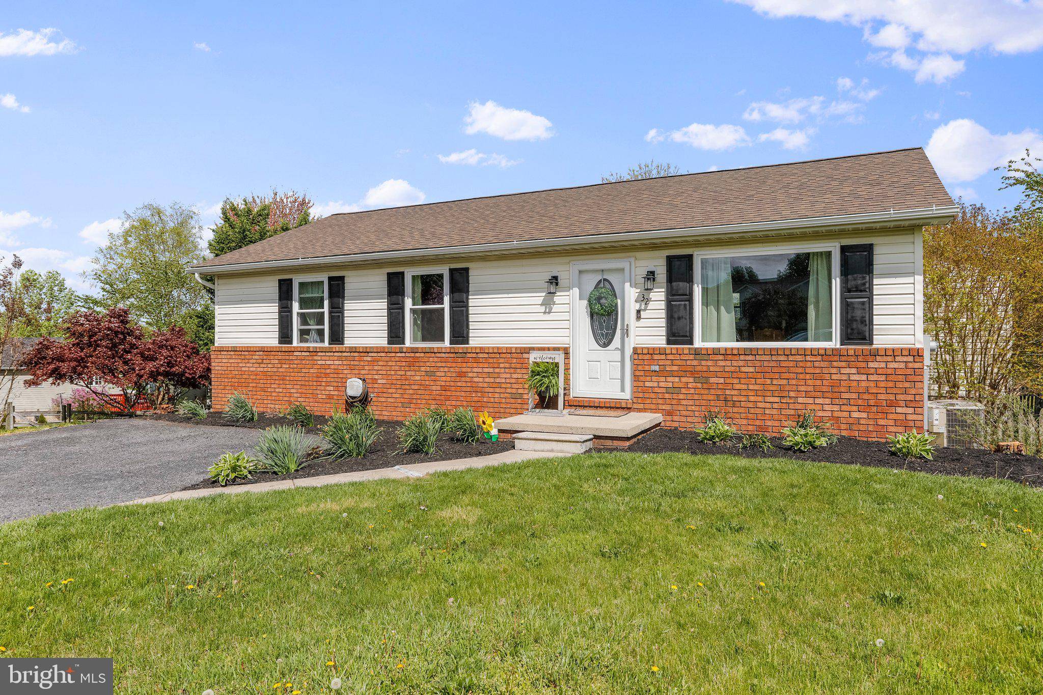 Littlestown, PA 17340,32 CONSTITUTION CT