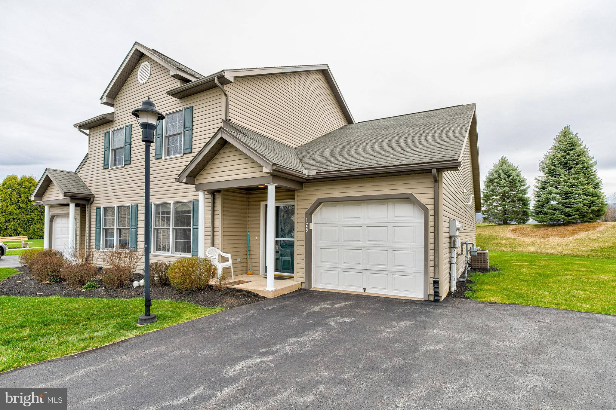 State College, PA 16801,125 WINCHESTER CT