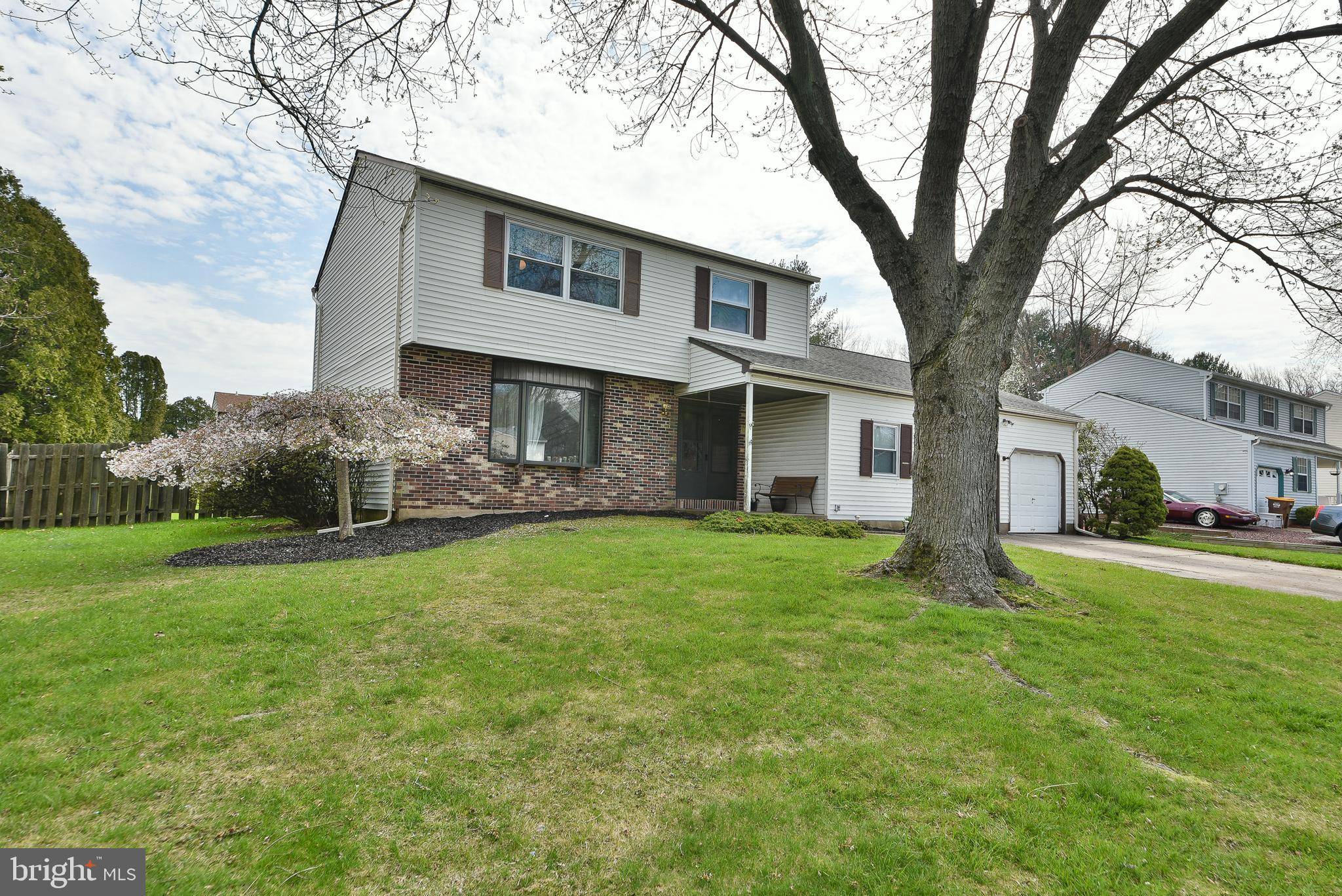 Yardley, PA 19067,158 KNIGHTSBRIDGE DR