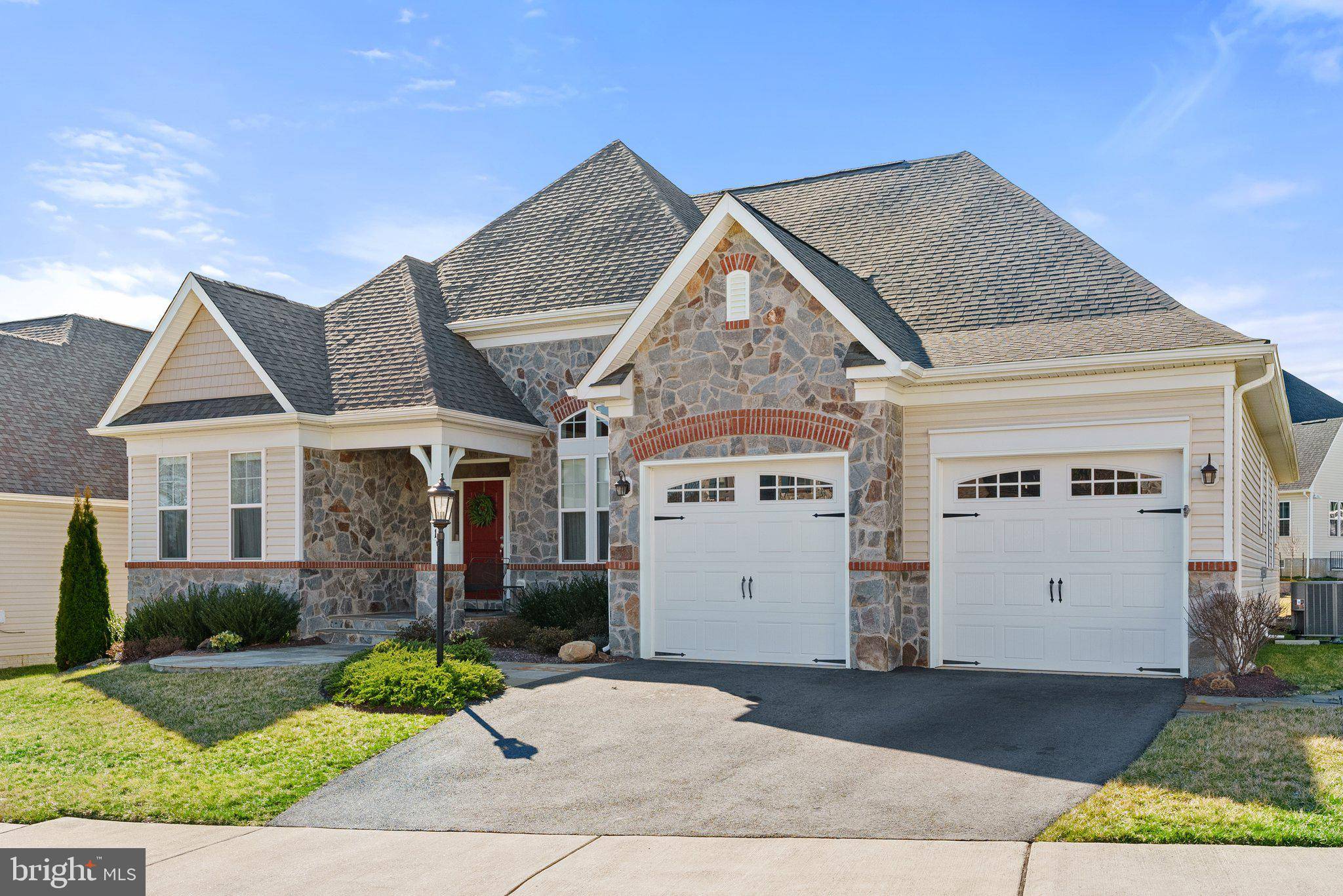 Round Hill, VA 20141,17281 CREEKSIDE GREEN PL