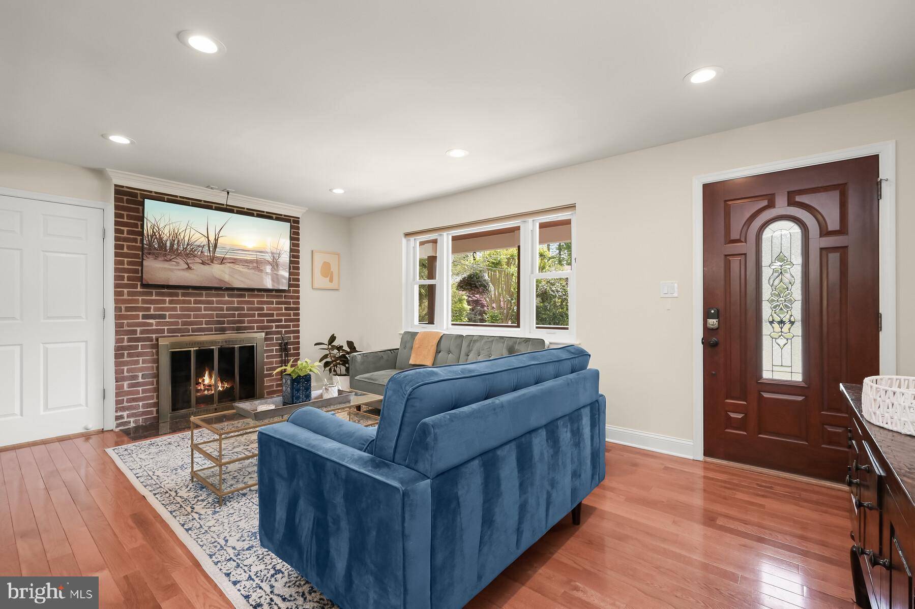 Falls Church, VA 22042,3248 BRANDY CT