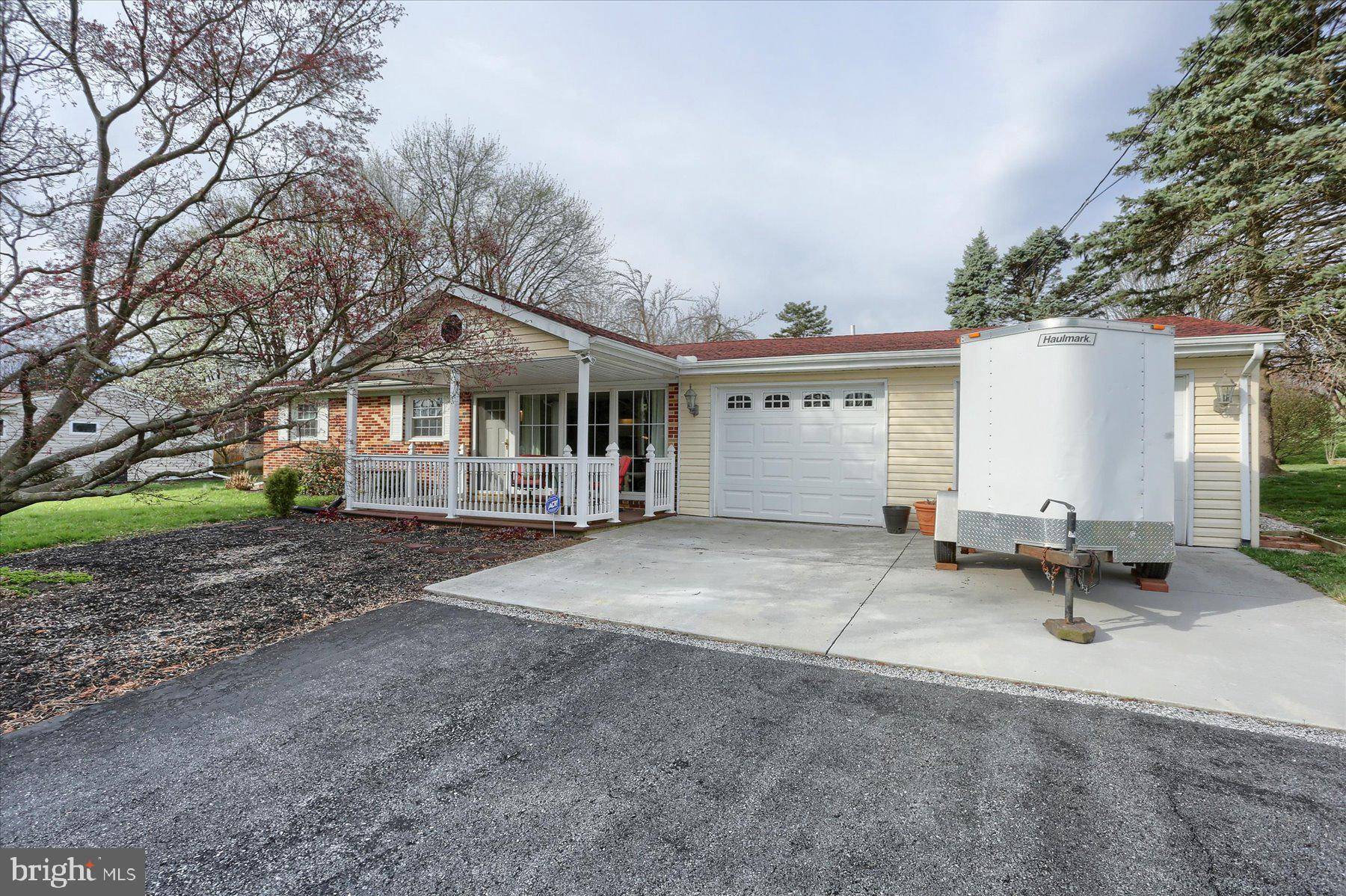 Enola, PA 17025,5 SGRIGNOLI LN