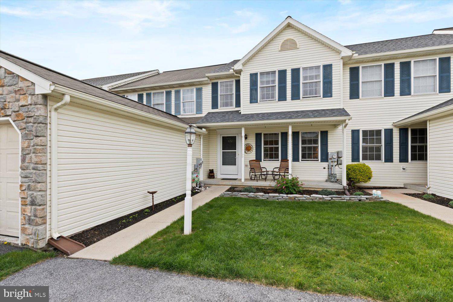 Manheim, PA 17545,574 WOOD DUCK DR