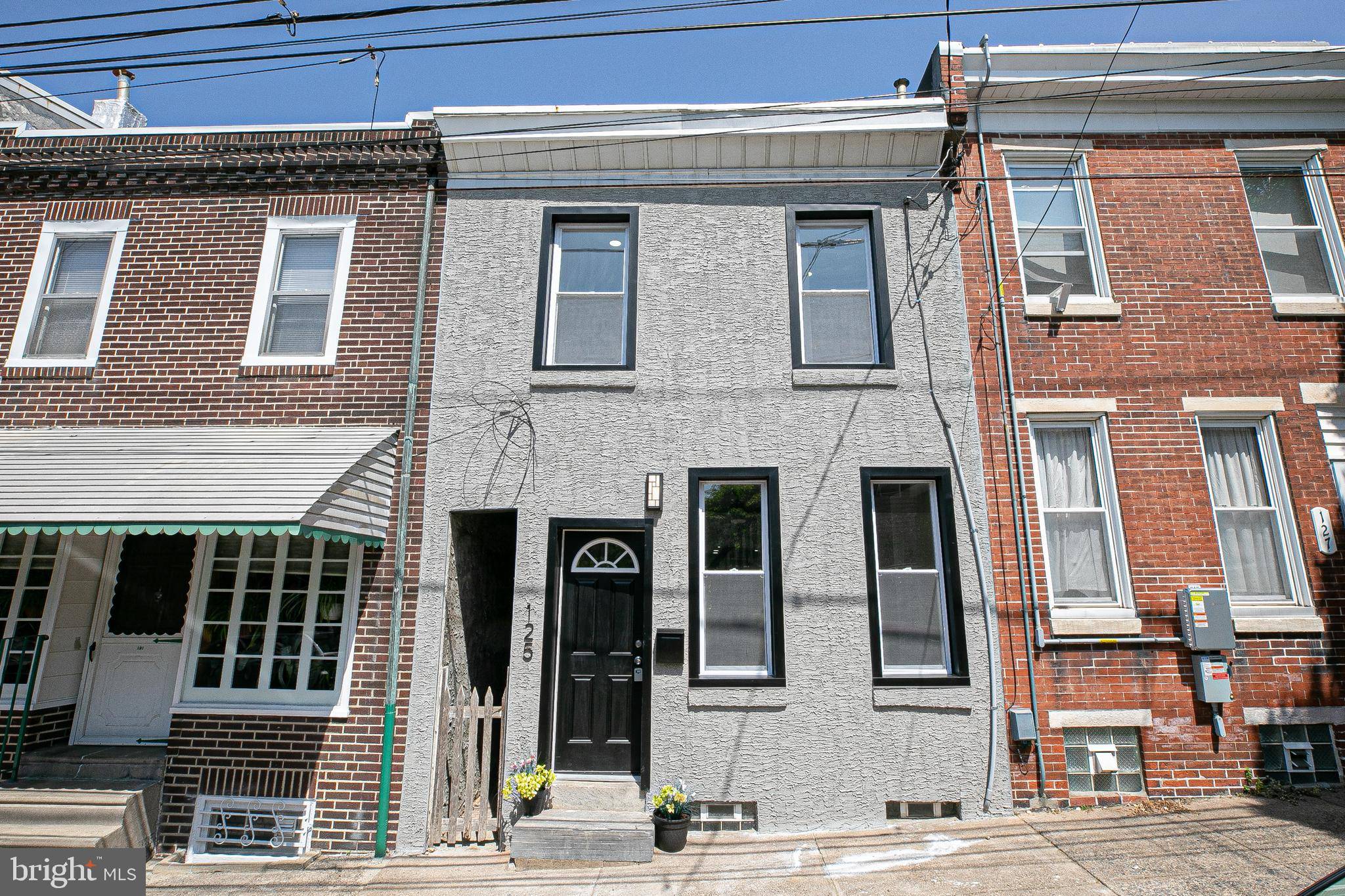 Philadelphia, PA 19127,125 DAWSON ST