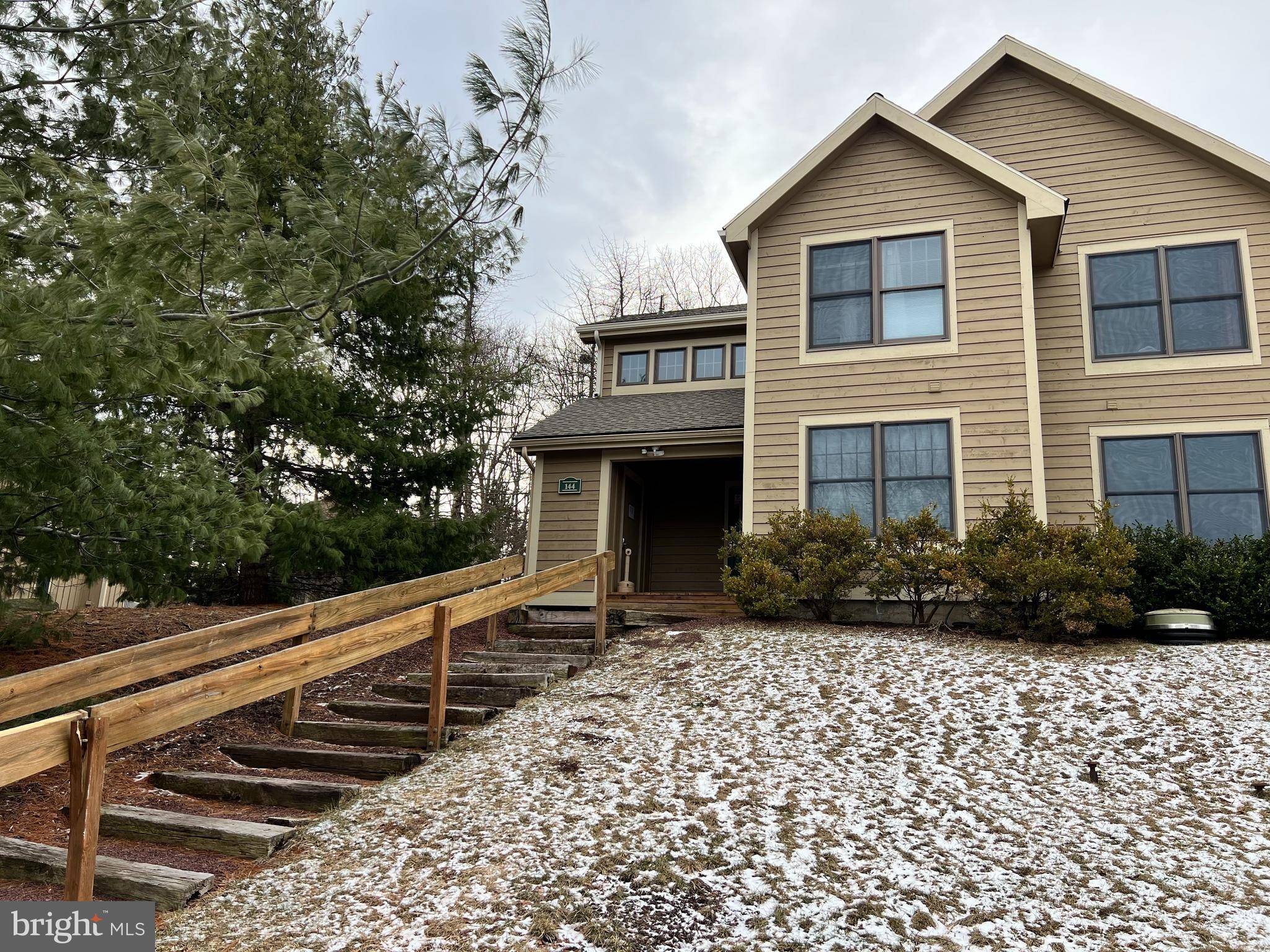 Tannersville, PA 18372,144 PINE CT