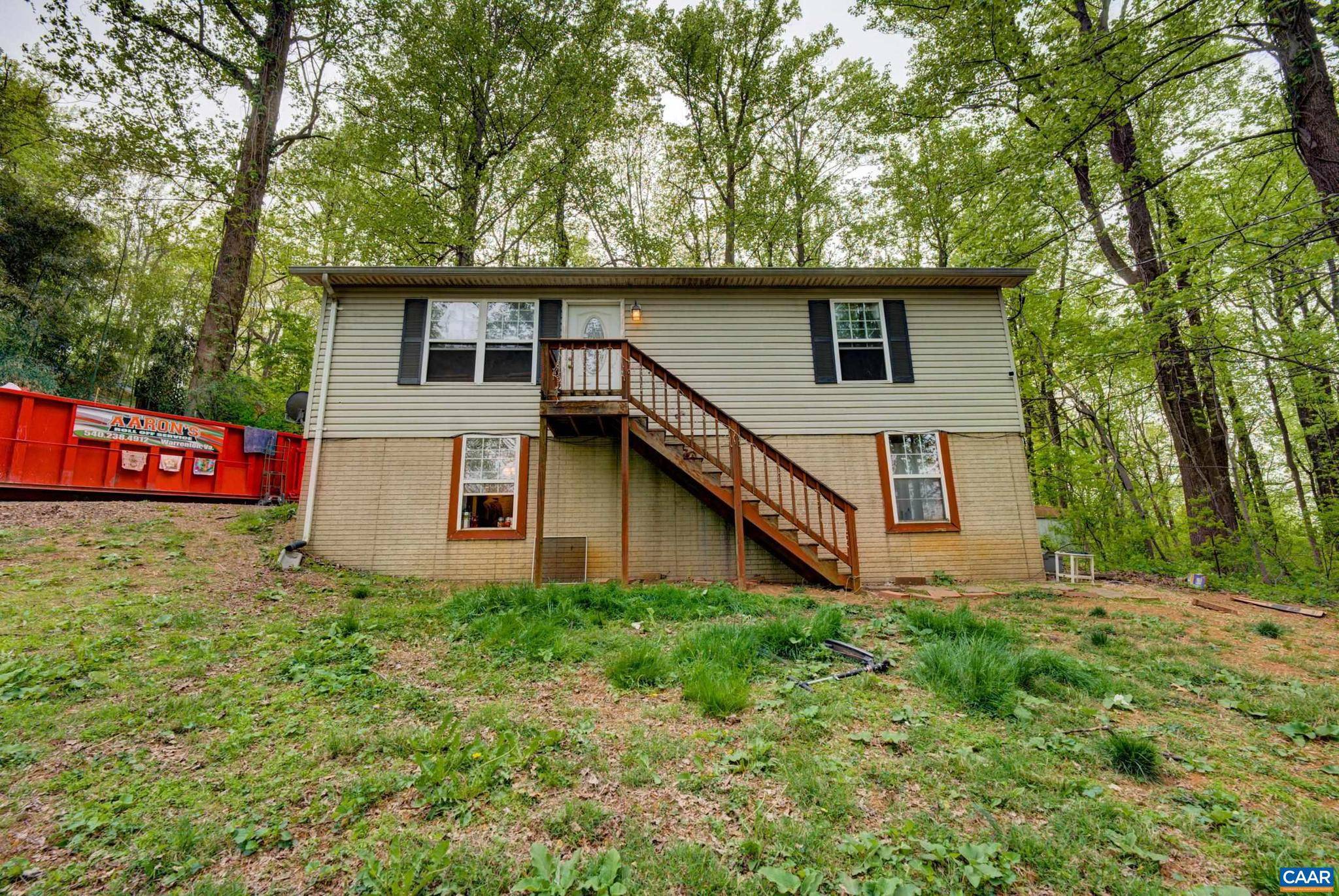 Linden, VA 22642,687 HIGH TOP LN