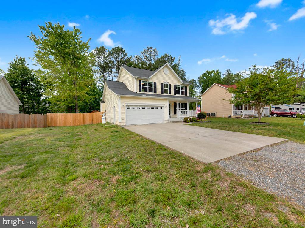 Colonial Beach, VA 22443,207 AZALEA RD